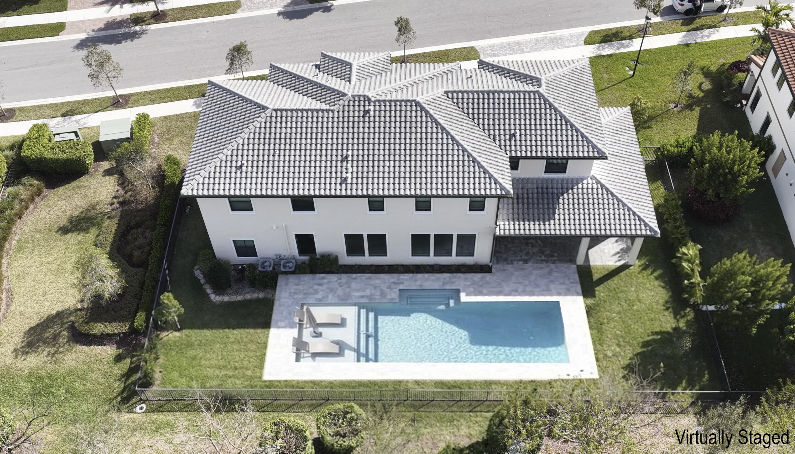 12035 N Baypoint Cir