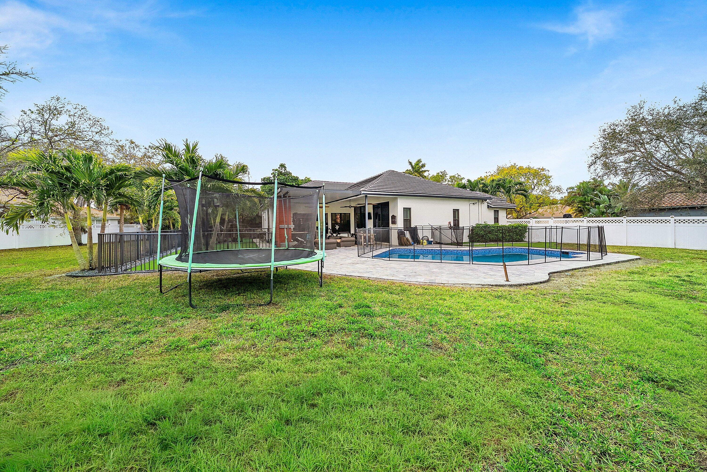 4447 NW 82nd Avenue