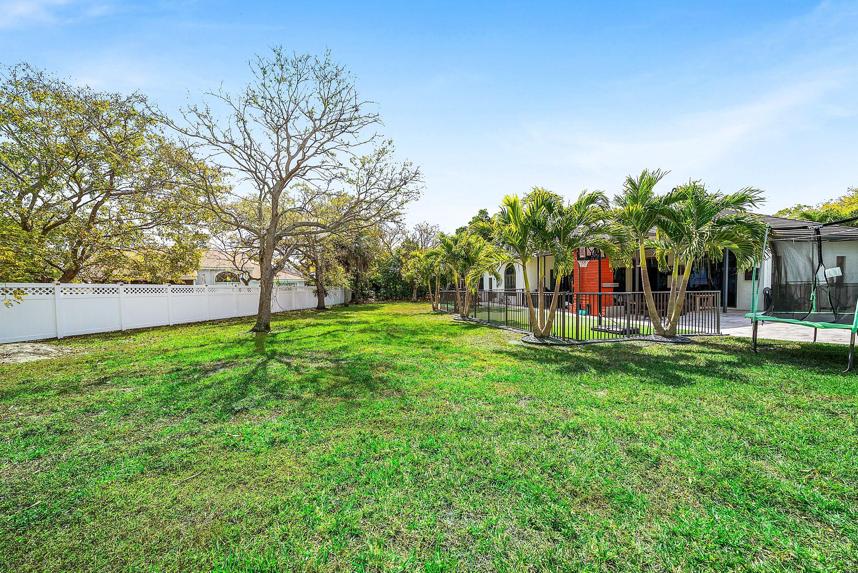 4447 NW 82nd Avenue