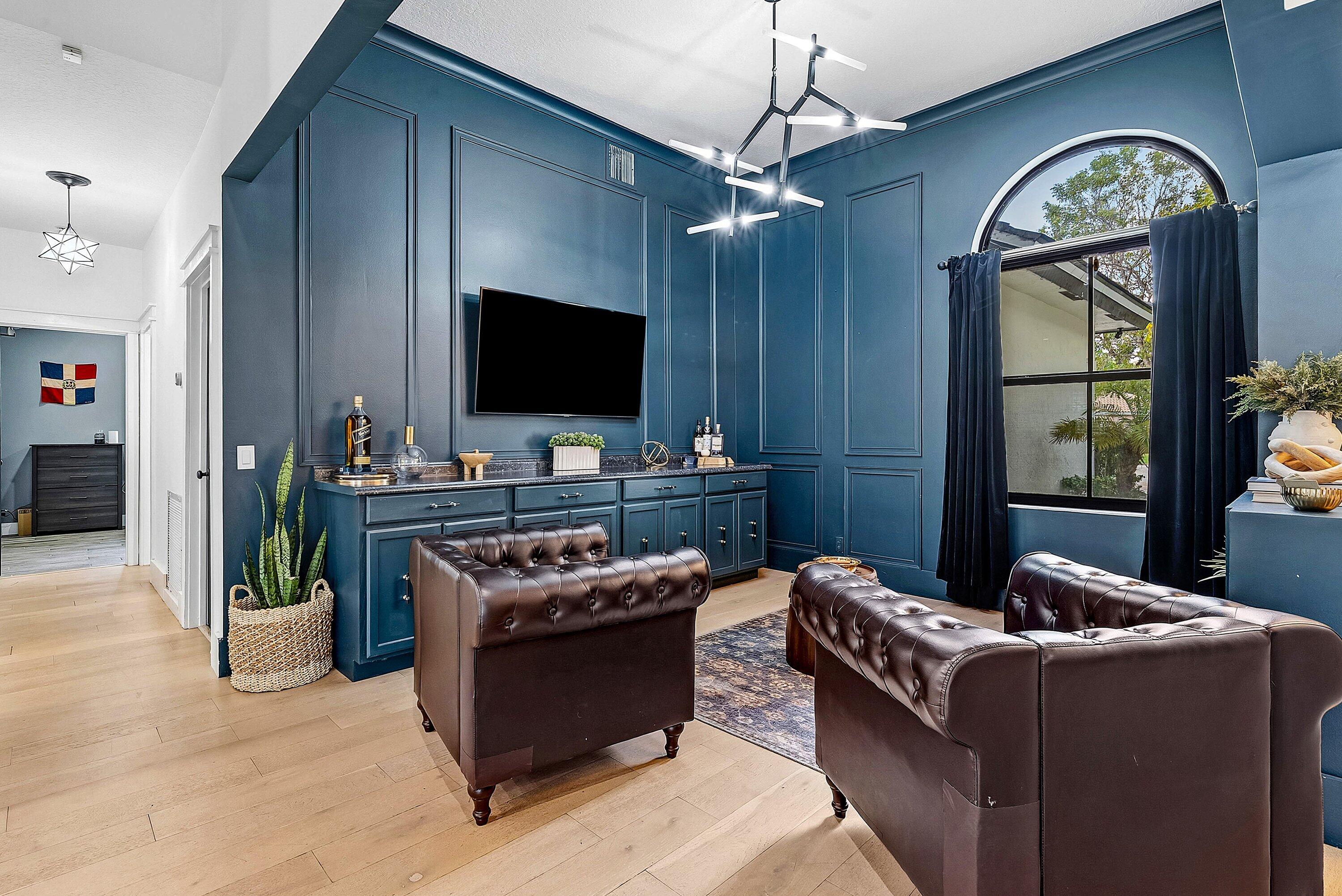 4447 NW 82nd Avenue