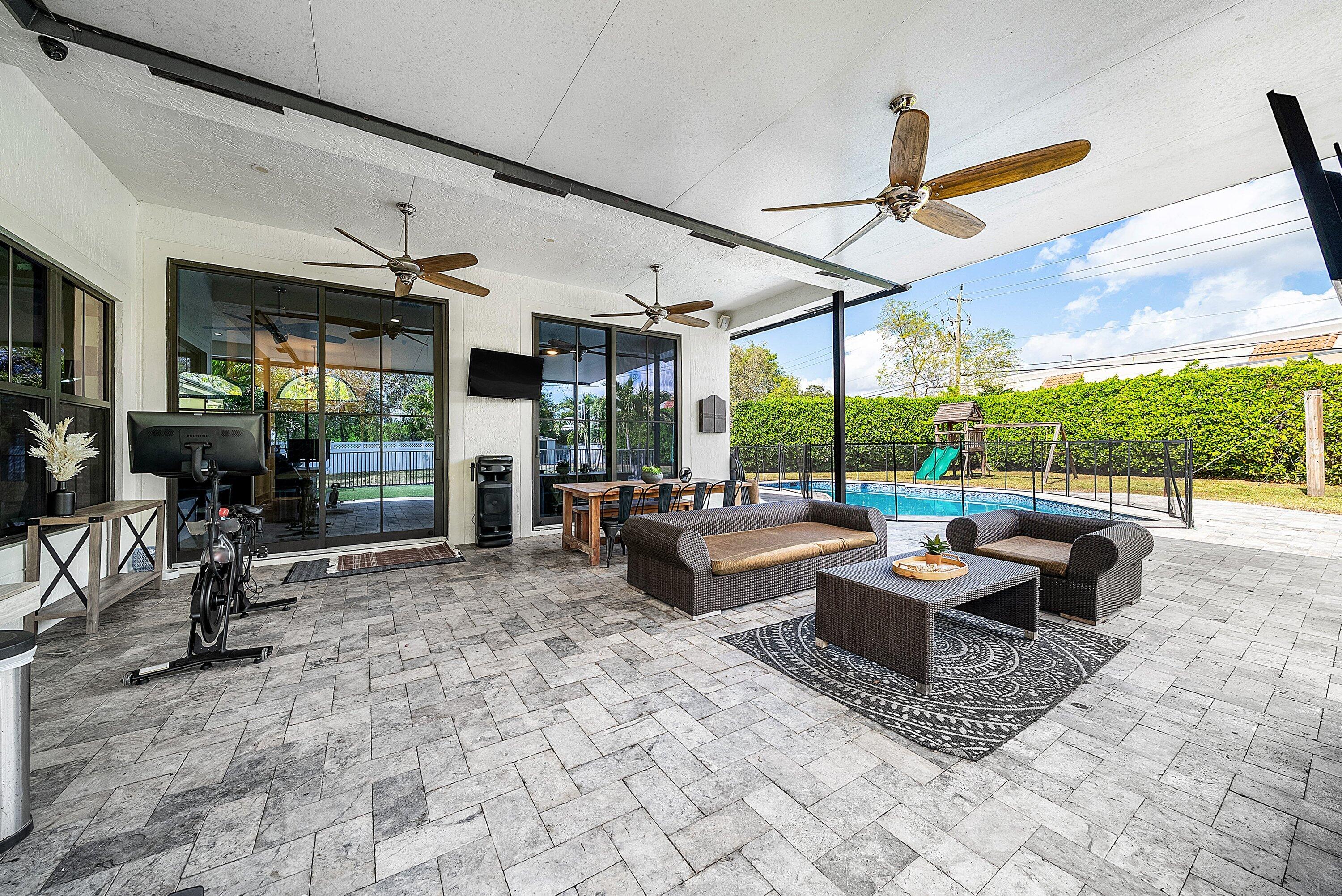 4447 NW 82nd Avenue