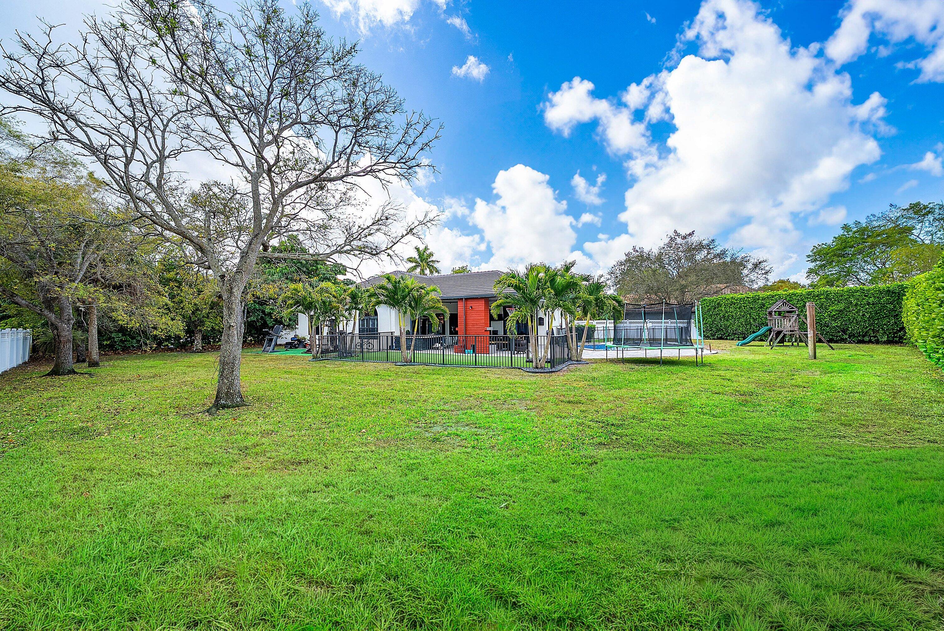4447 NW 82nd Avenue