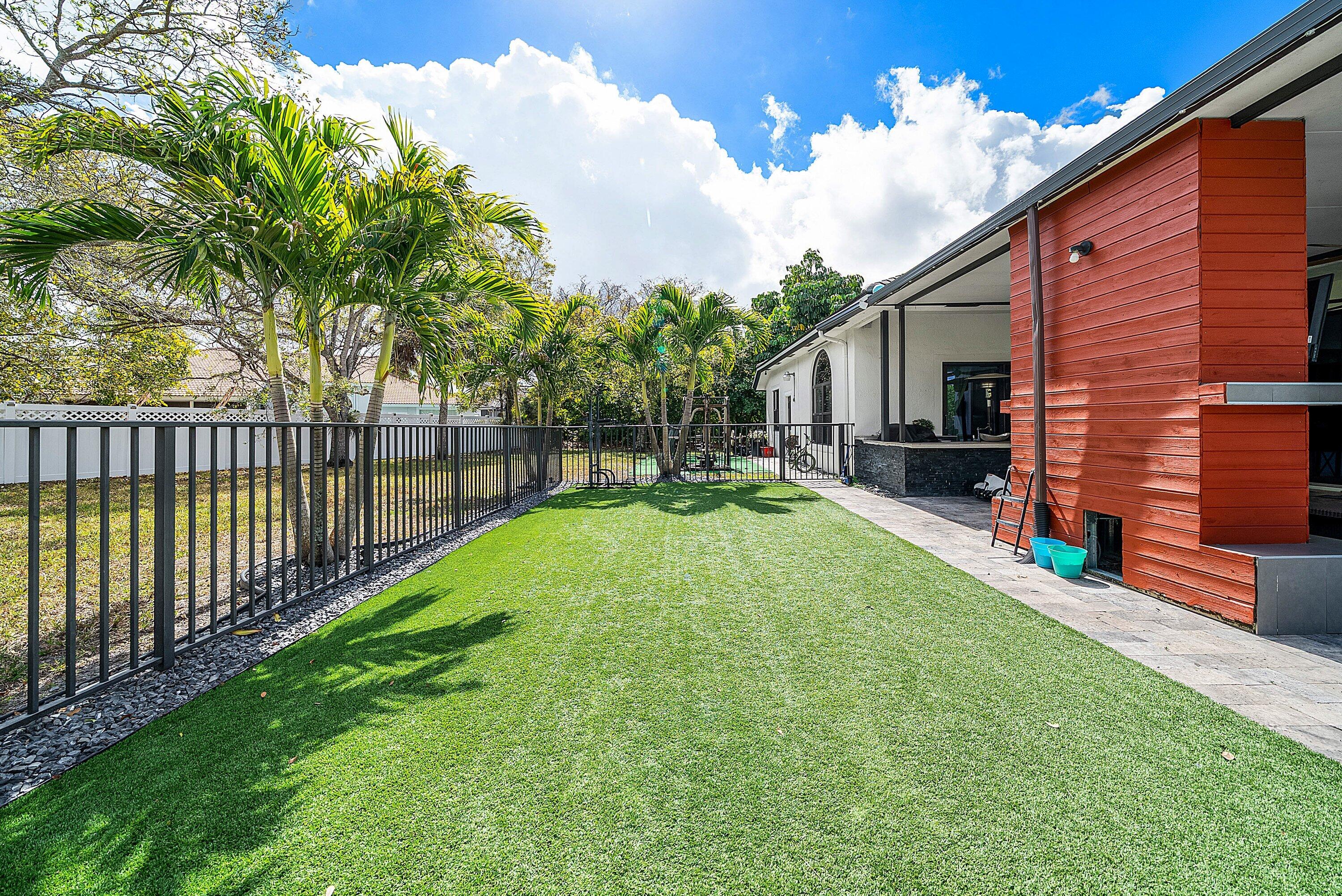 4447 NW 82nd Avenue