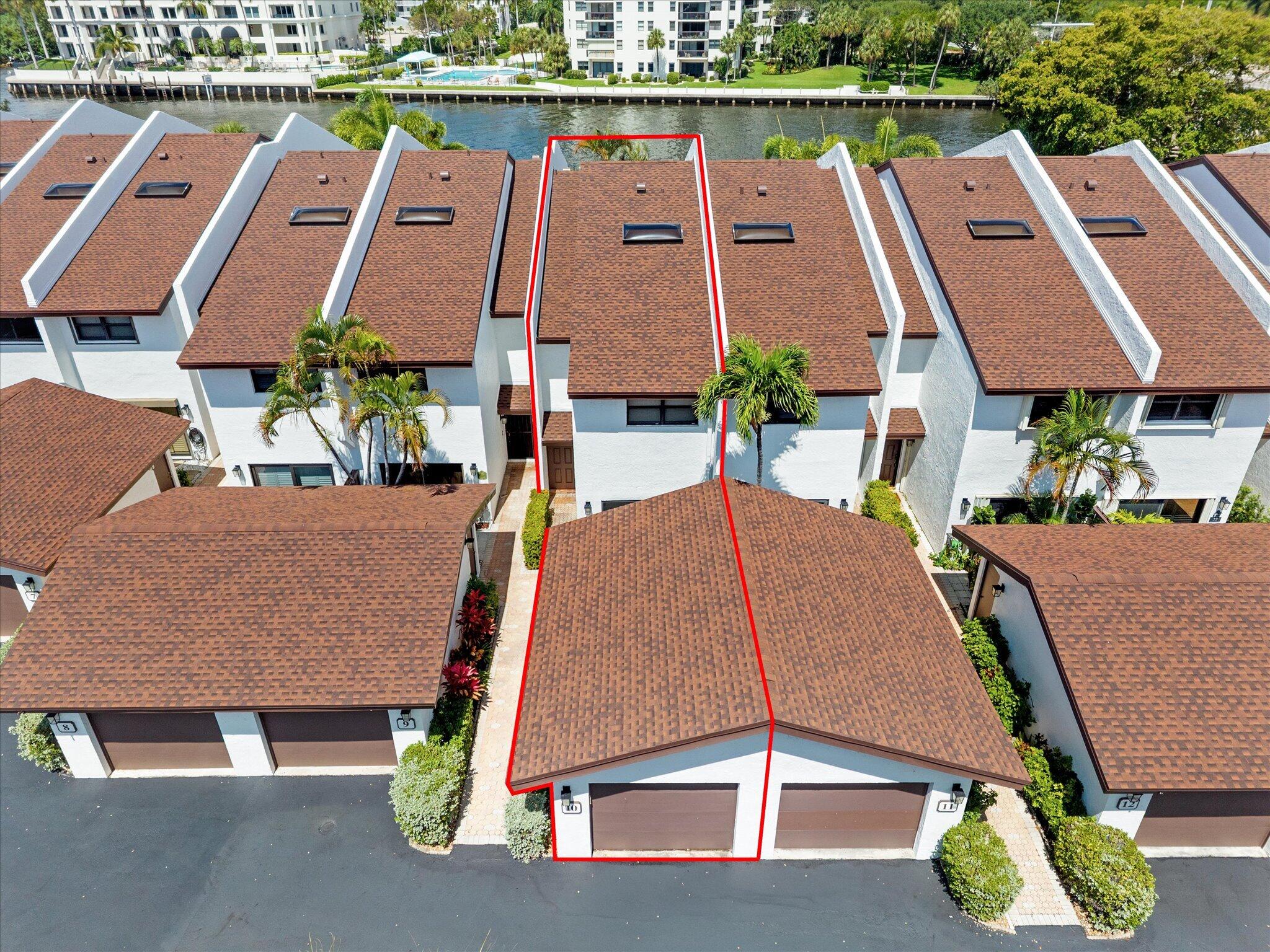 1301 N Riverside Drive 10