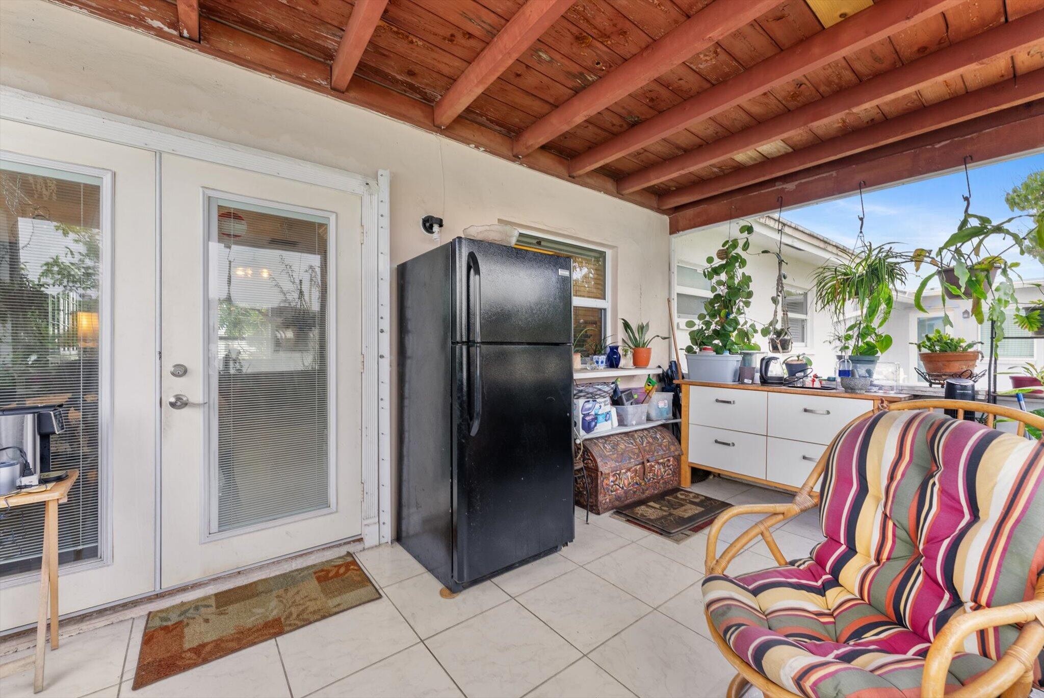 5713 NW 84th Terrace