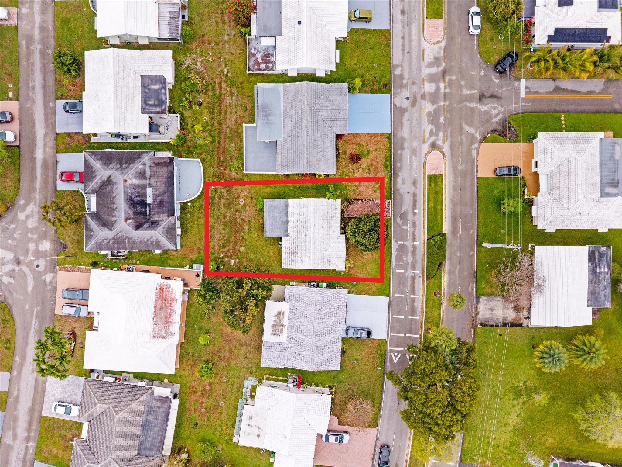 5713 NW 84th Terrace