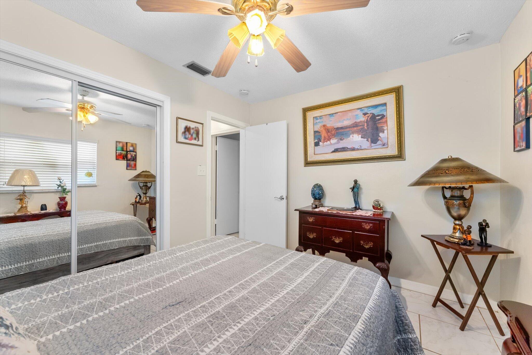 5713 NW 84th Terrace