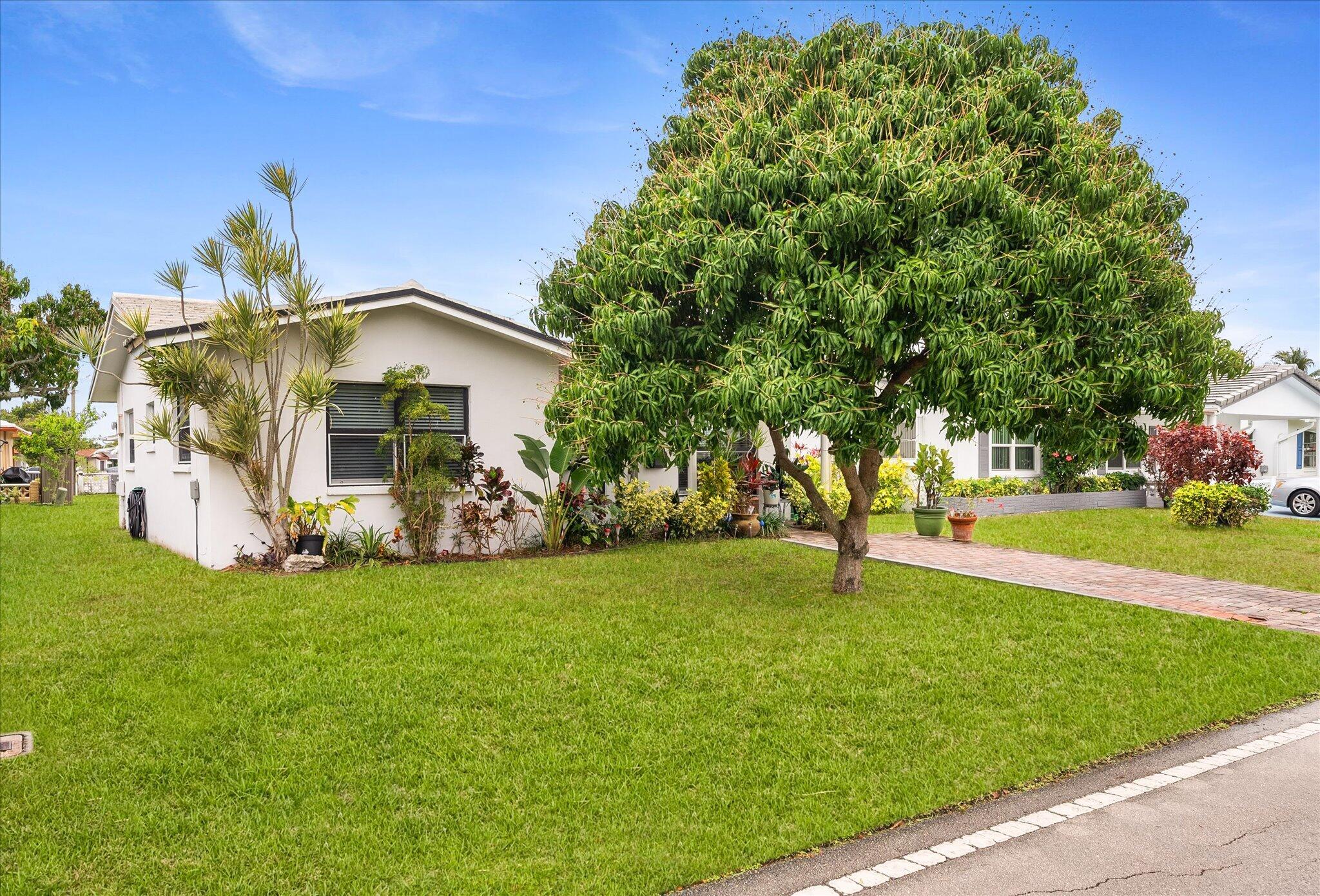 5713 NW 84th Terrace Tamarac Fl Us 33321 B26009503