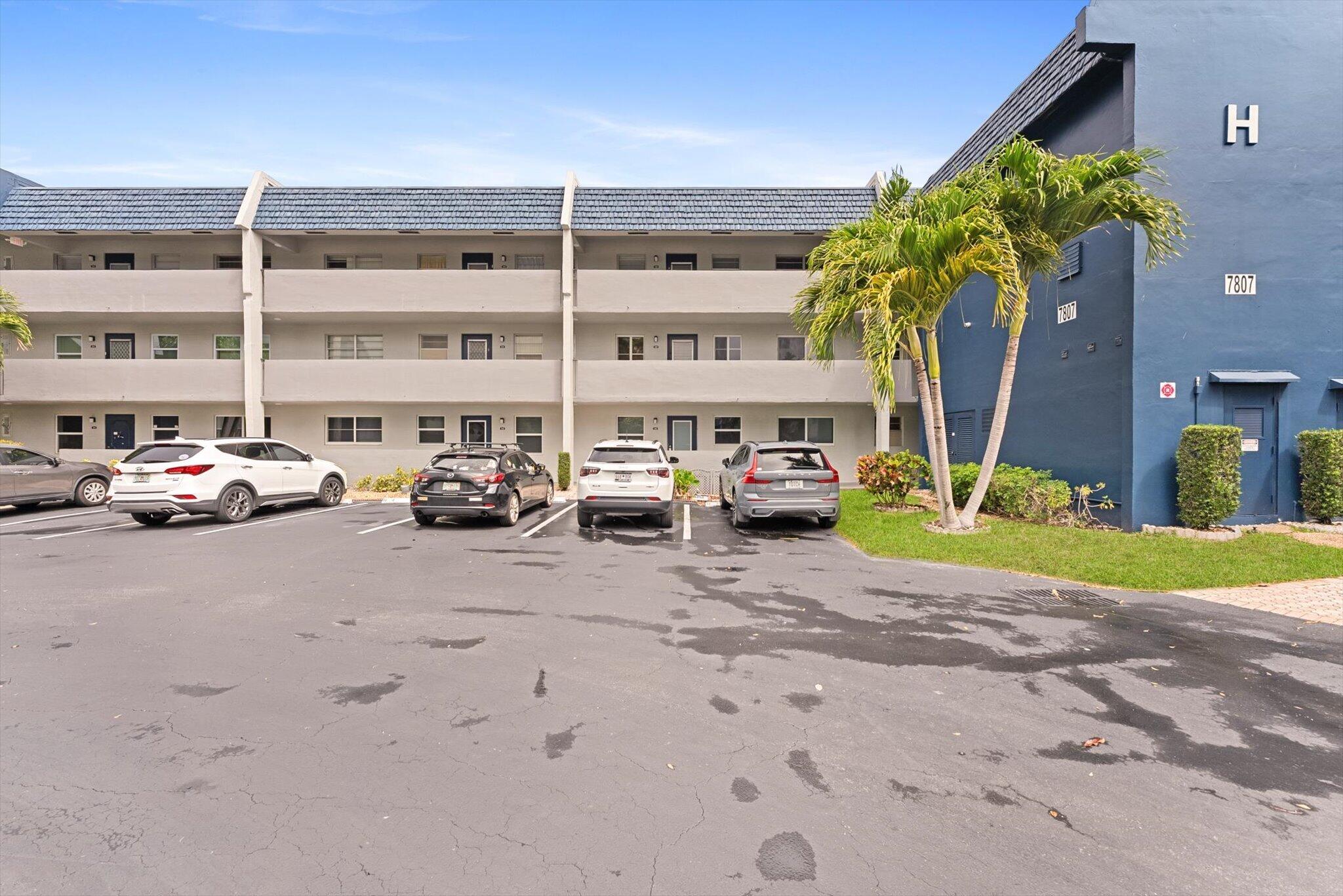 7807 Golf Cir Drive 109