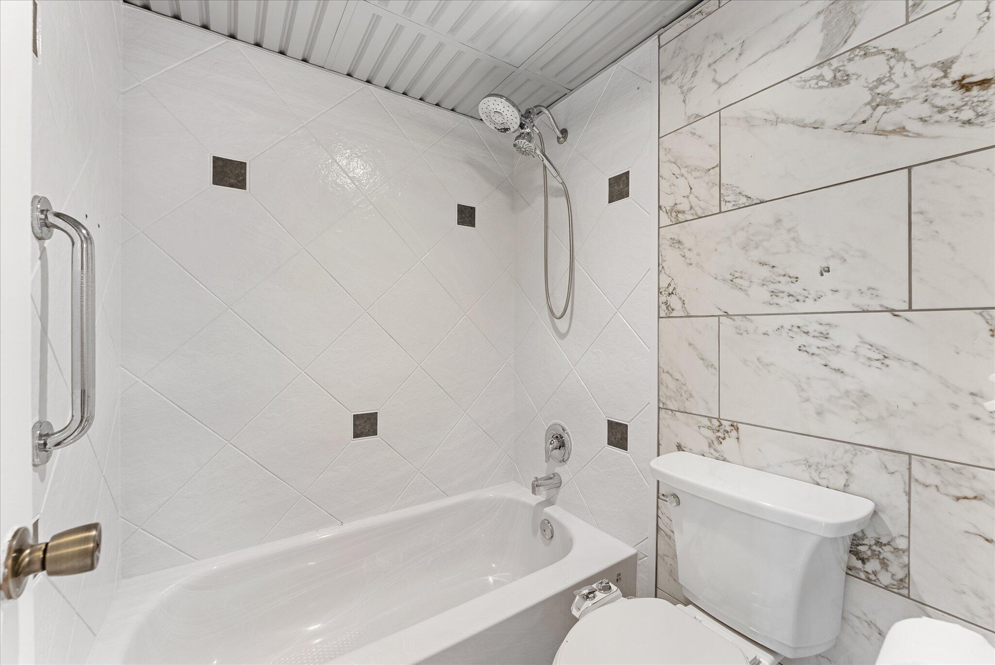 7807 Golf Cir Drive 109