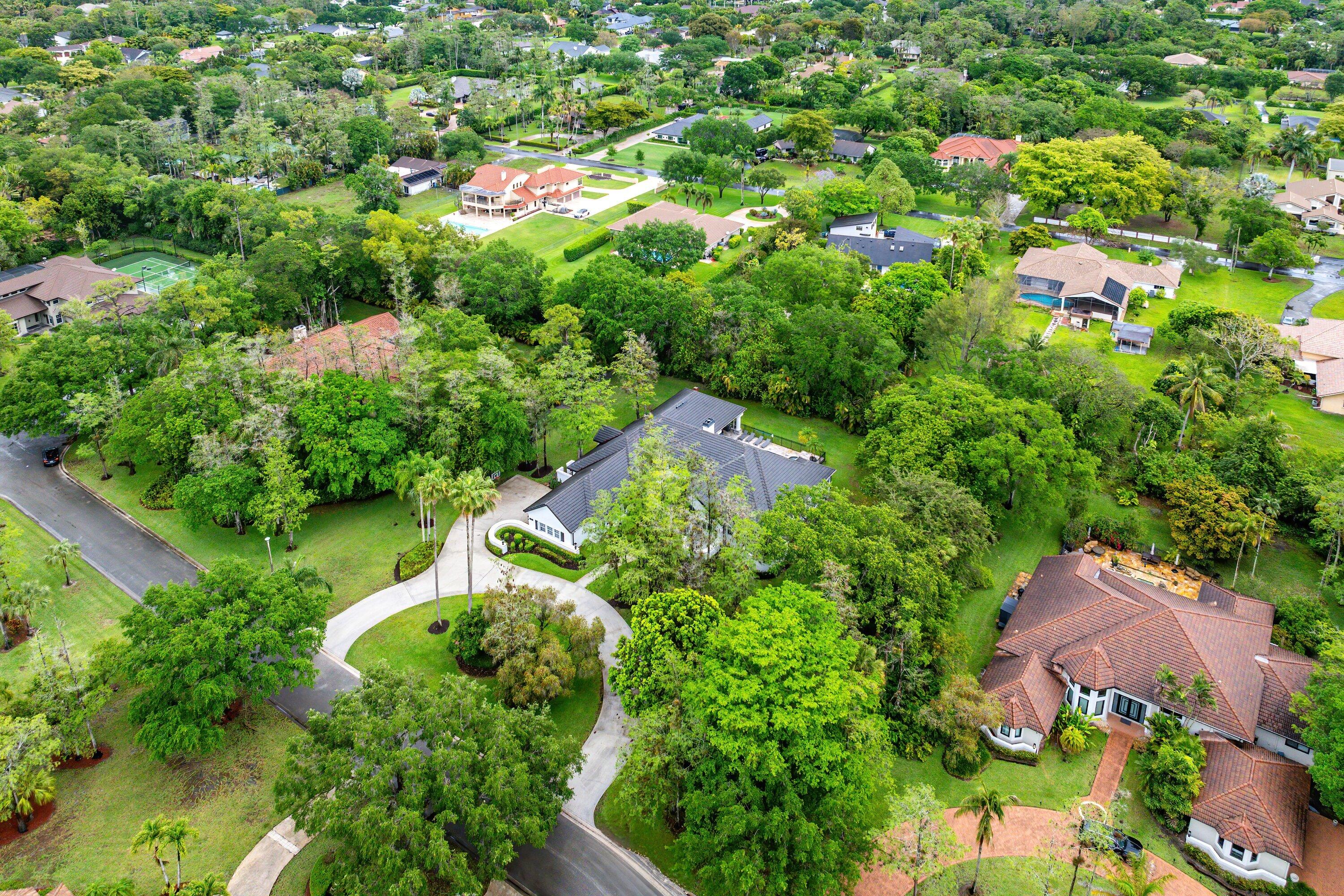 5980 NW 81st Terrace