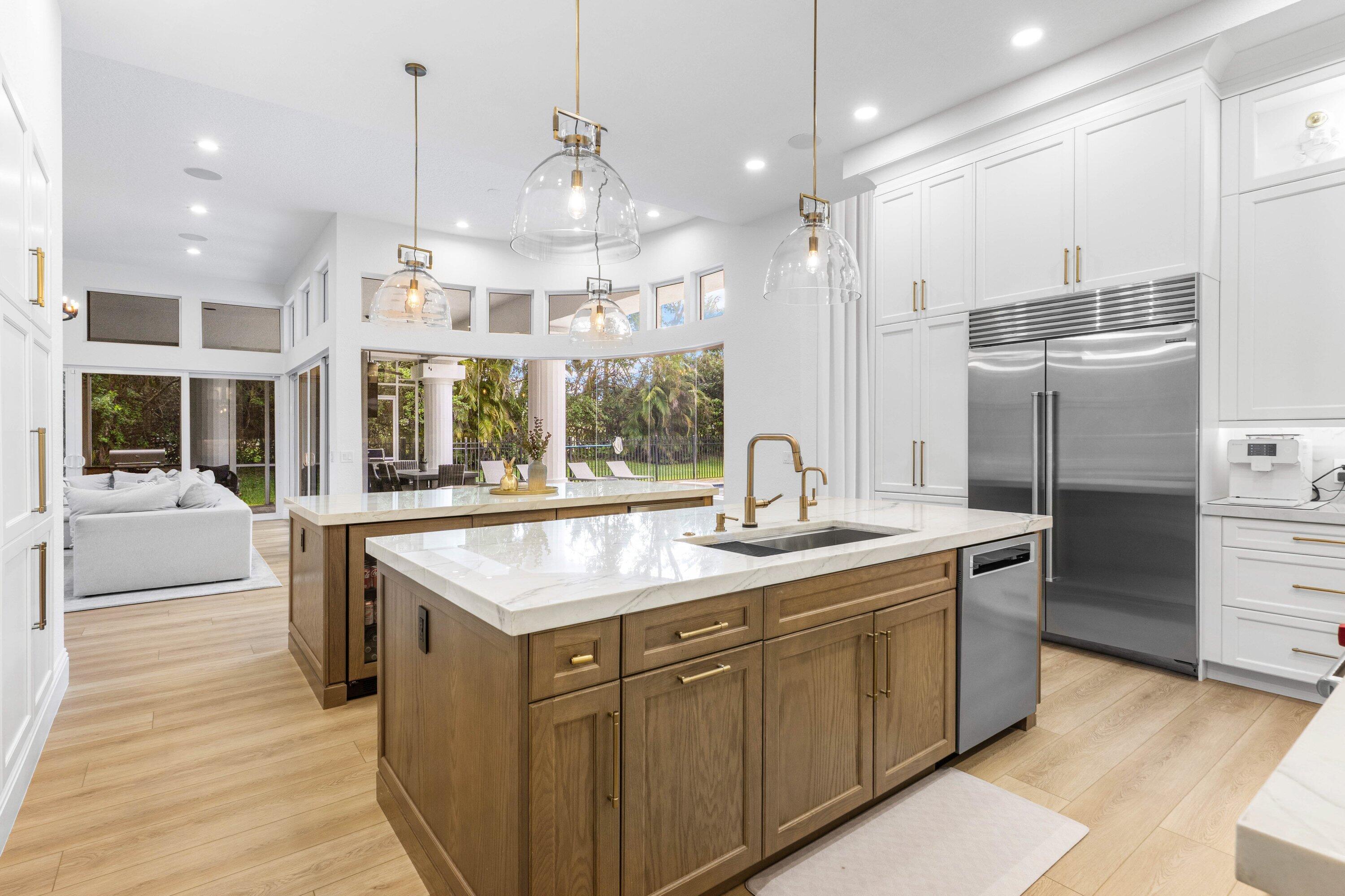 5980 NW 81st Terrace