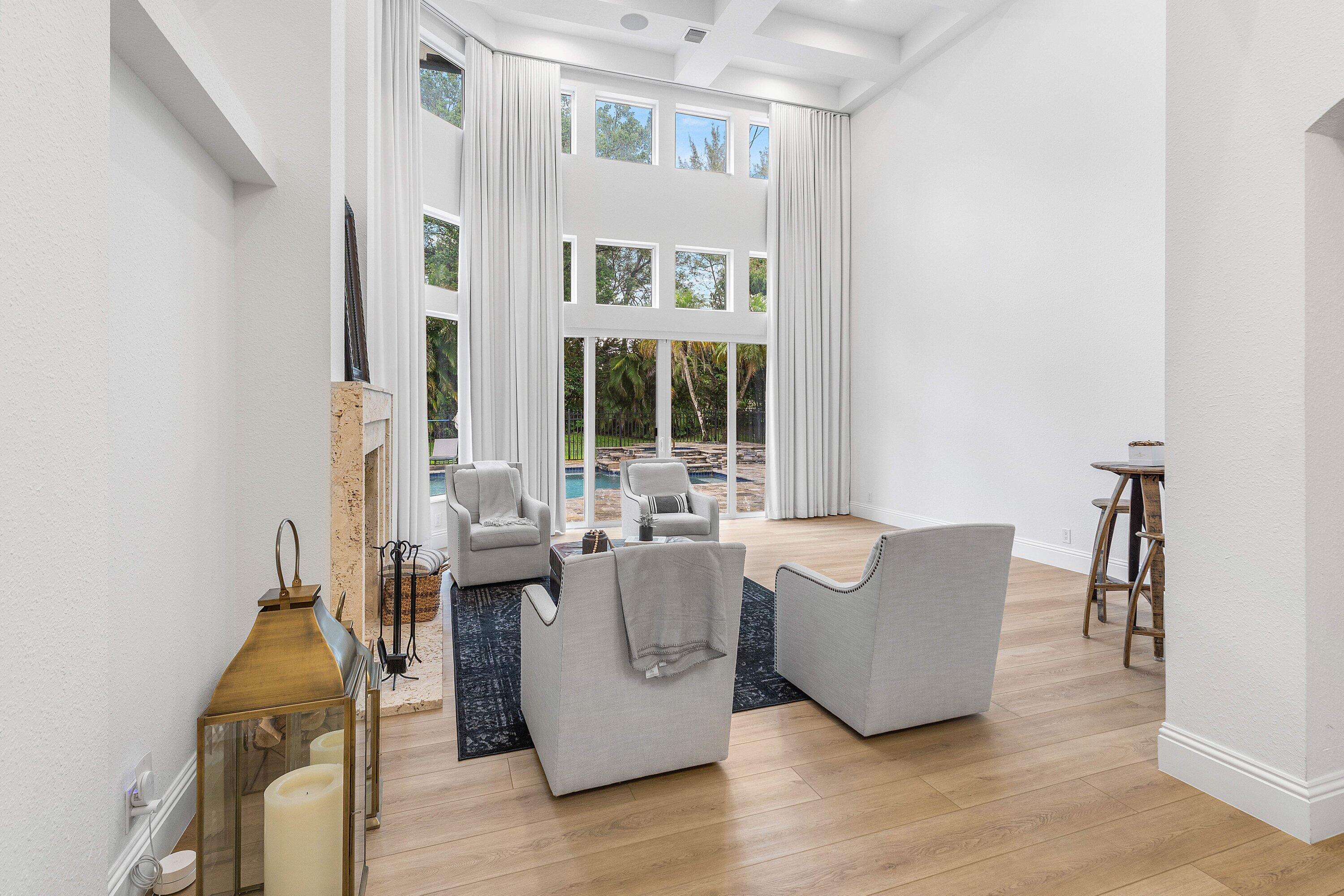 5980 NW 81st Terrace