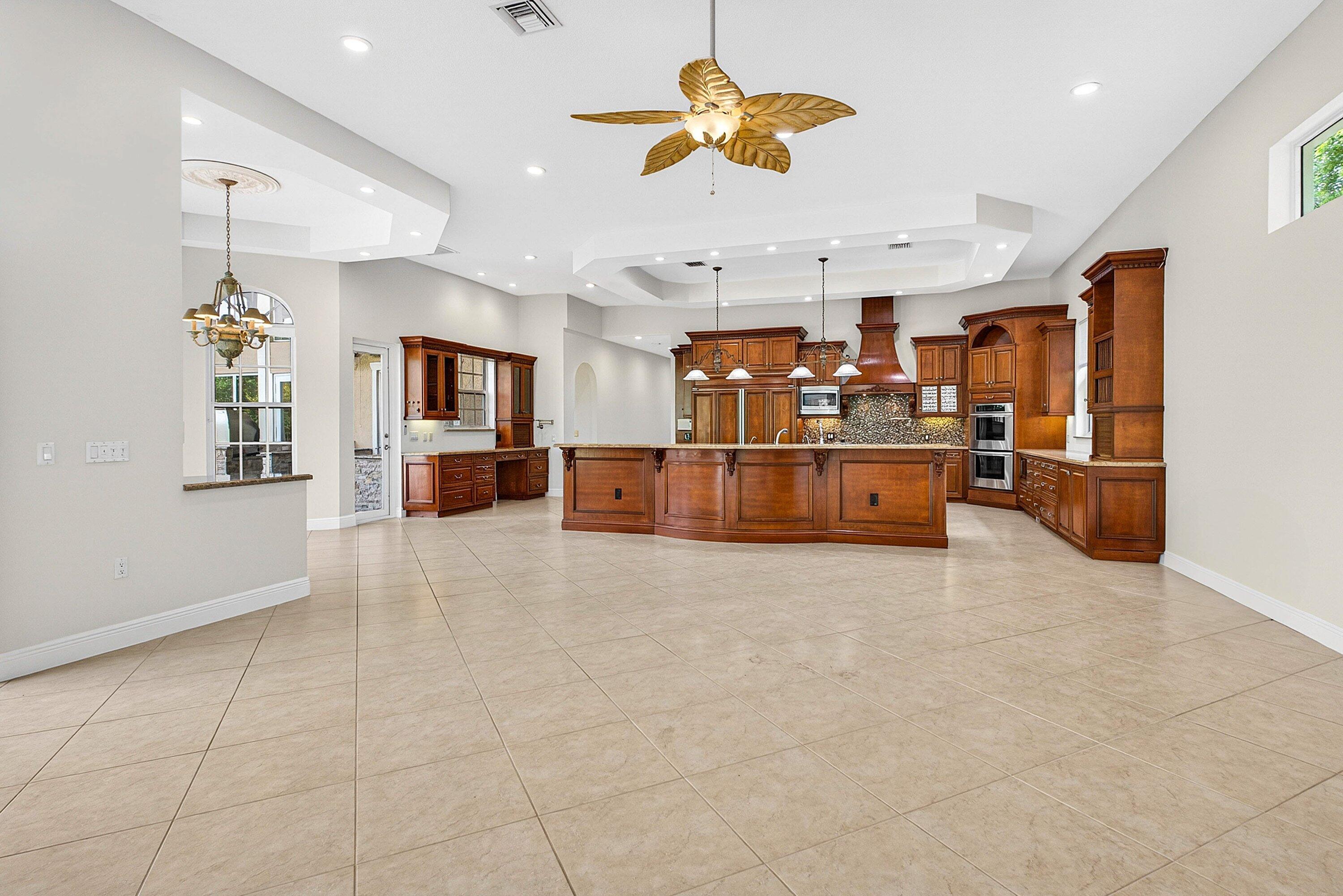 6071 NW 69th Way
