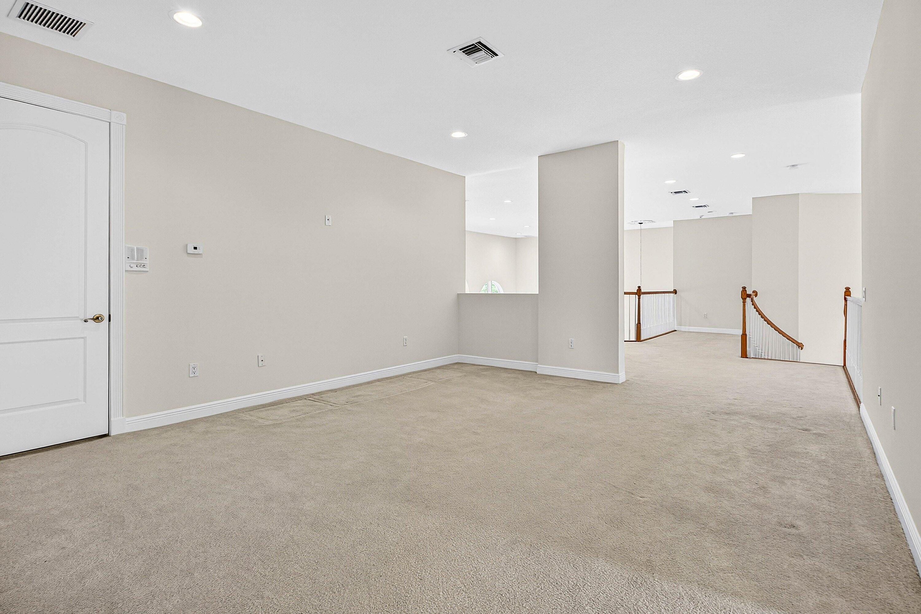 6071 NW 69th Way