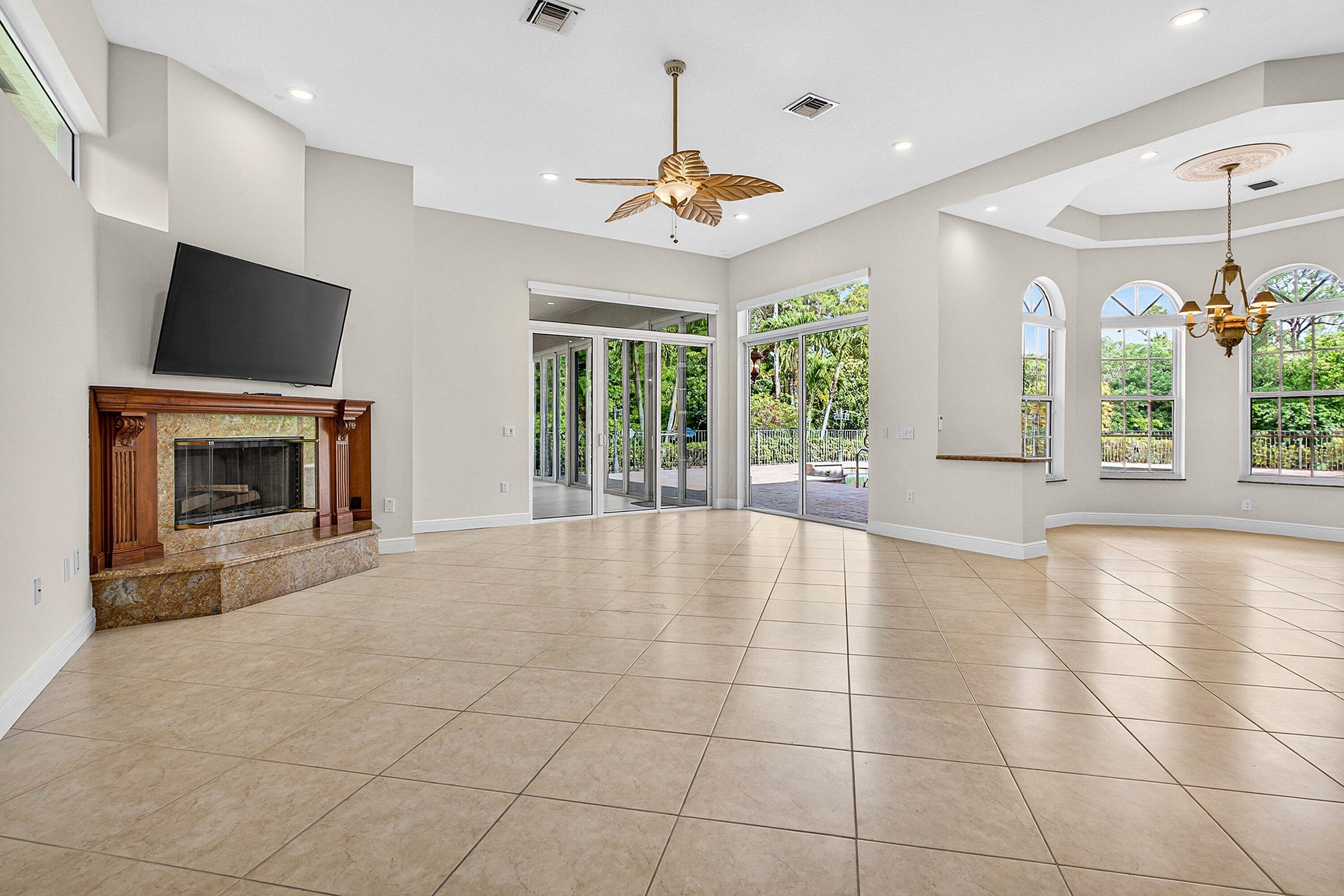 6071 NW 69th Way