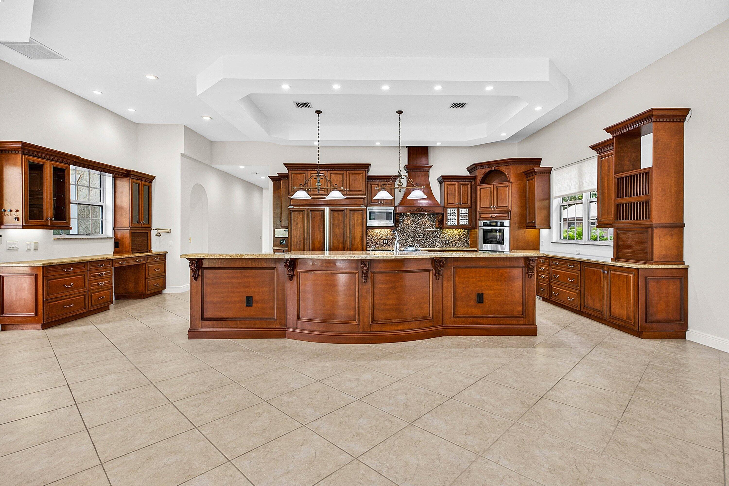6071 NW 69th Way