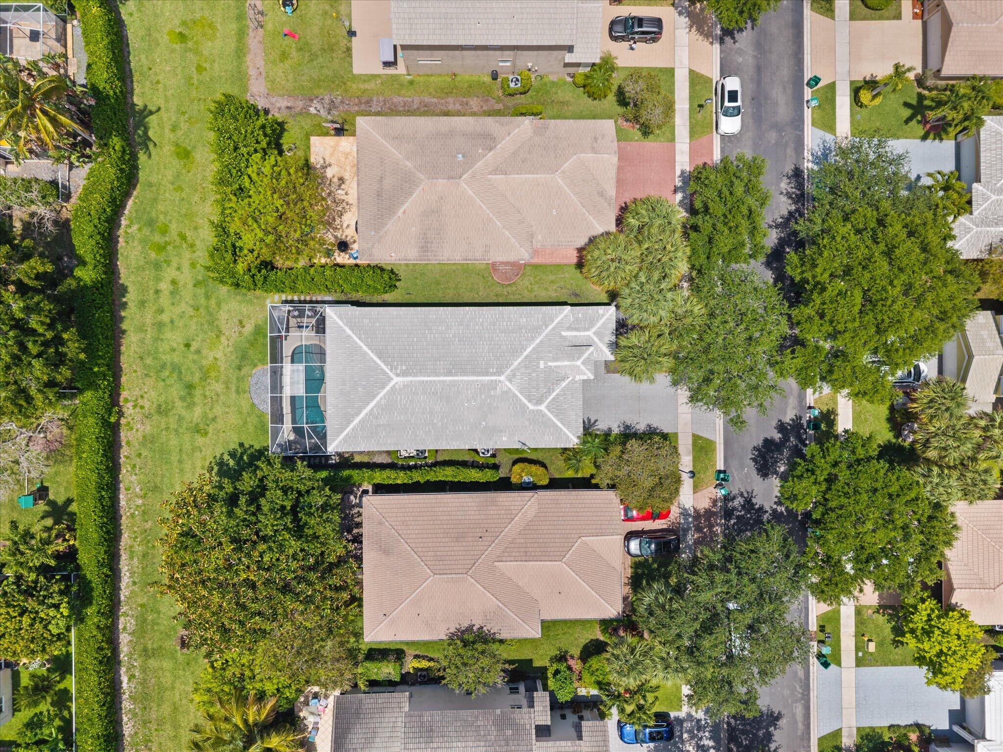 7653 NW 70th Avenue
