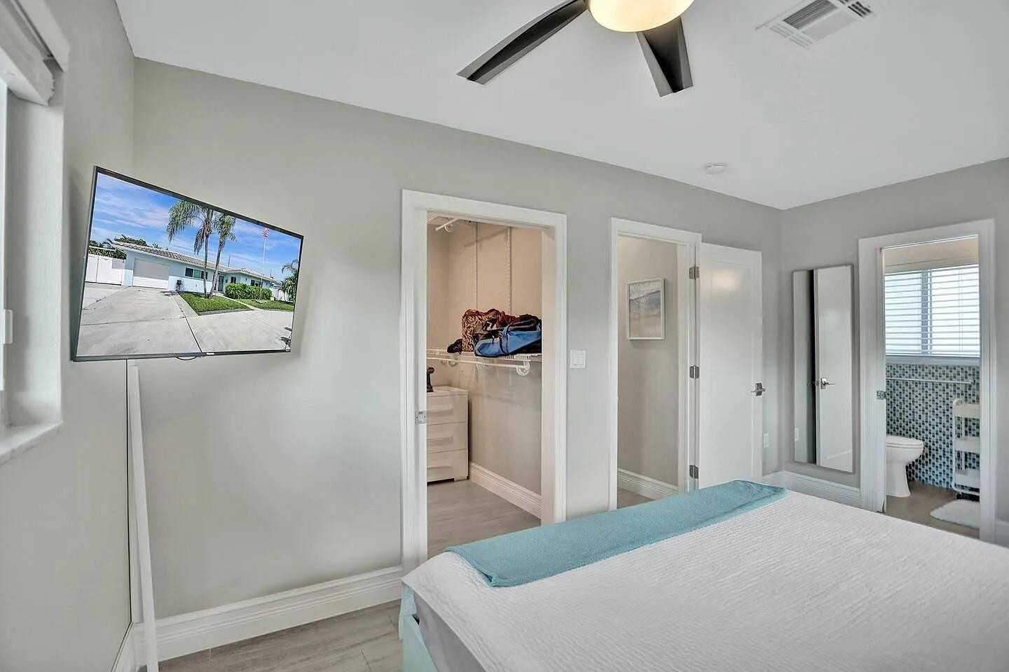 604 NE 25th Avenue