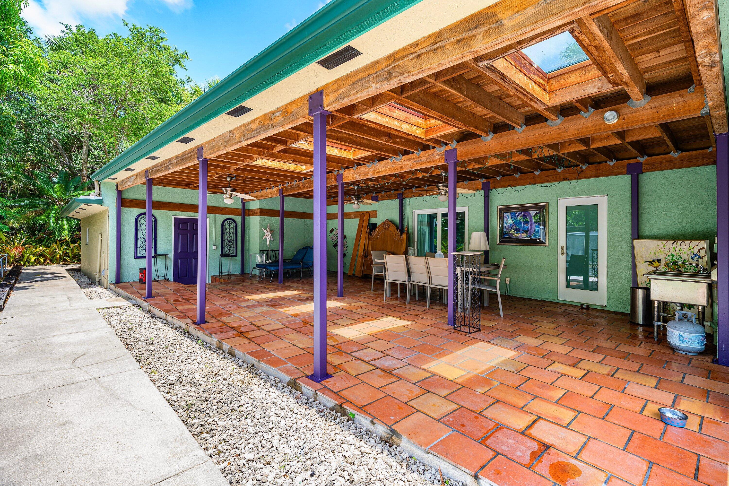 2873 Riverland Road