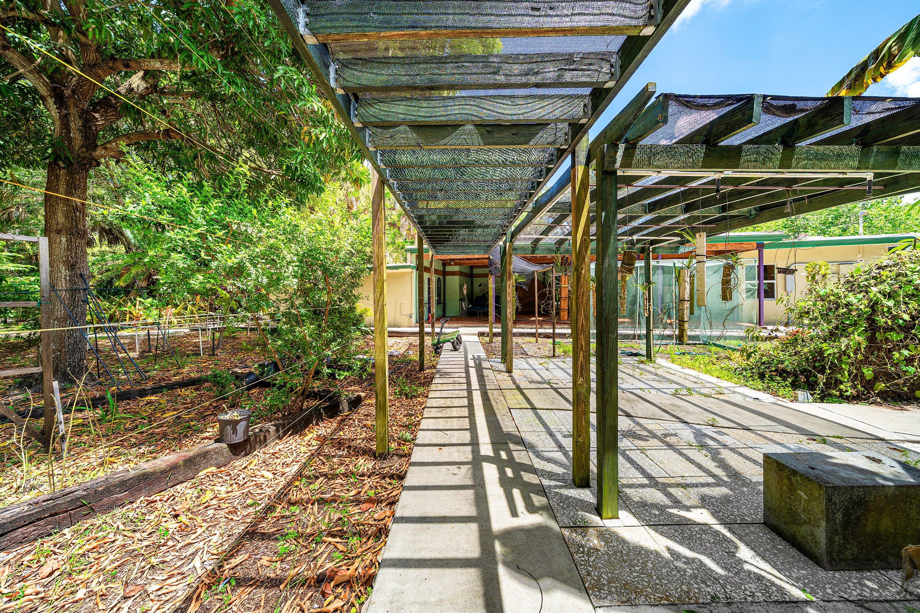 2873 Riverland Road