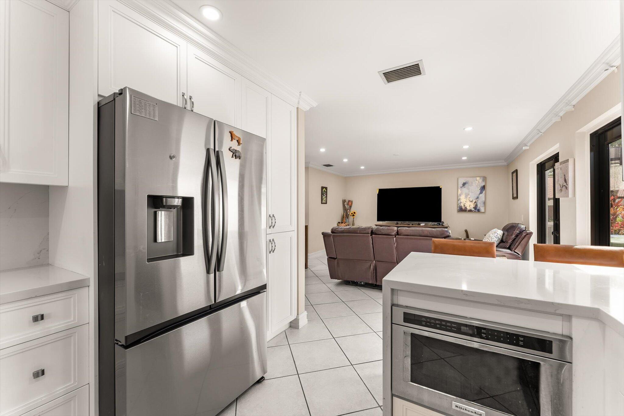2116 Austin