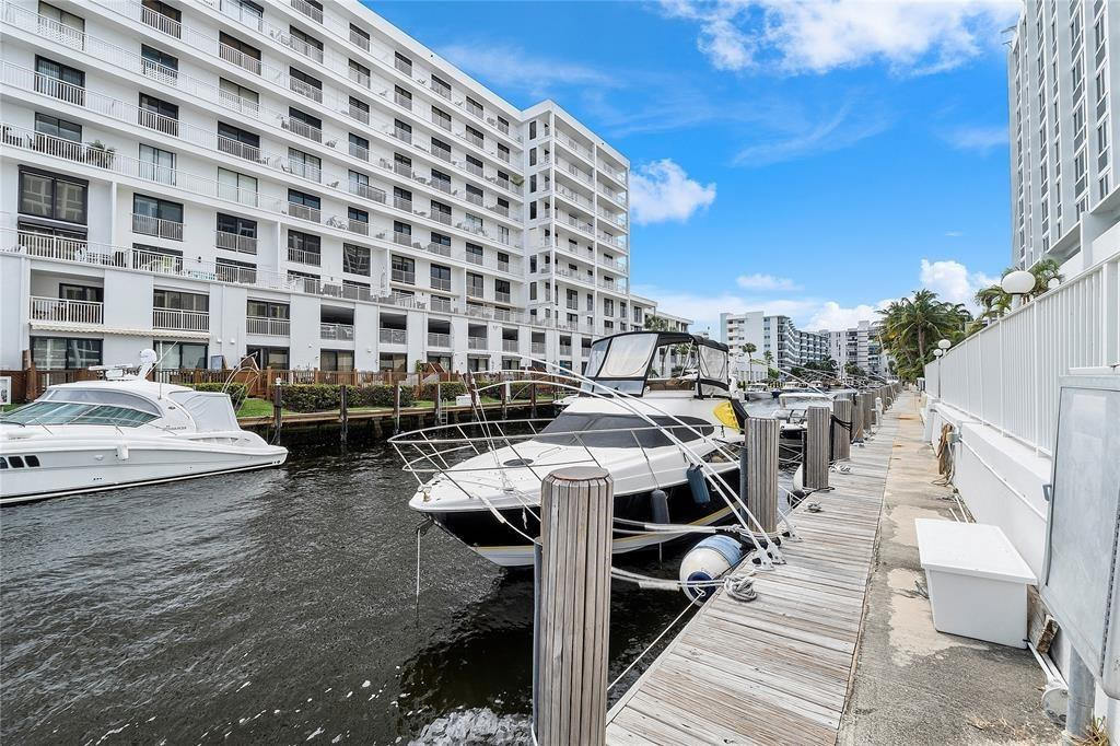 3100 NE 49th Street 807 Fort Lauderdale Fl Us 33308 B26045450