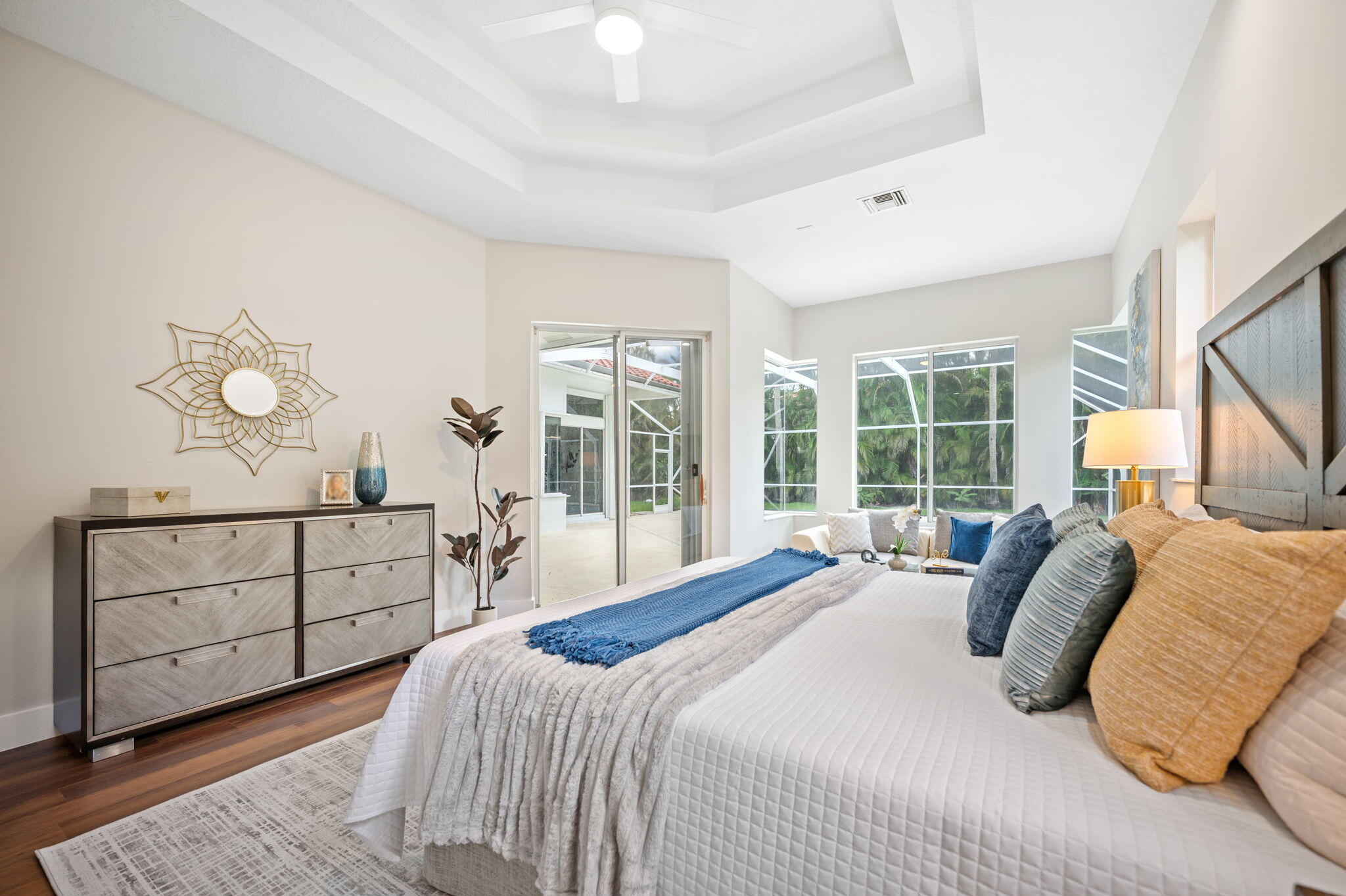 9923 NW 64th Court