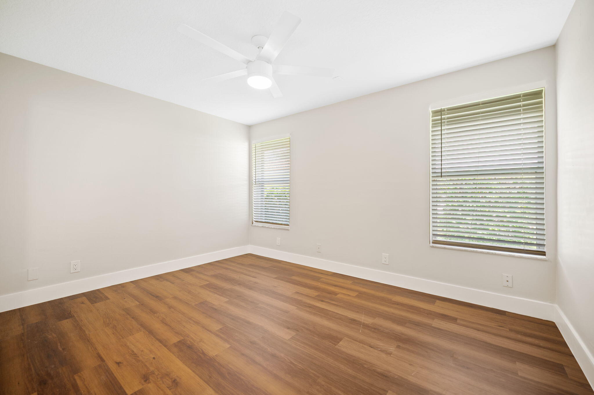 9923 NW 64th Court