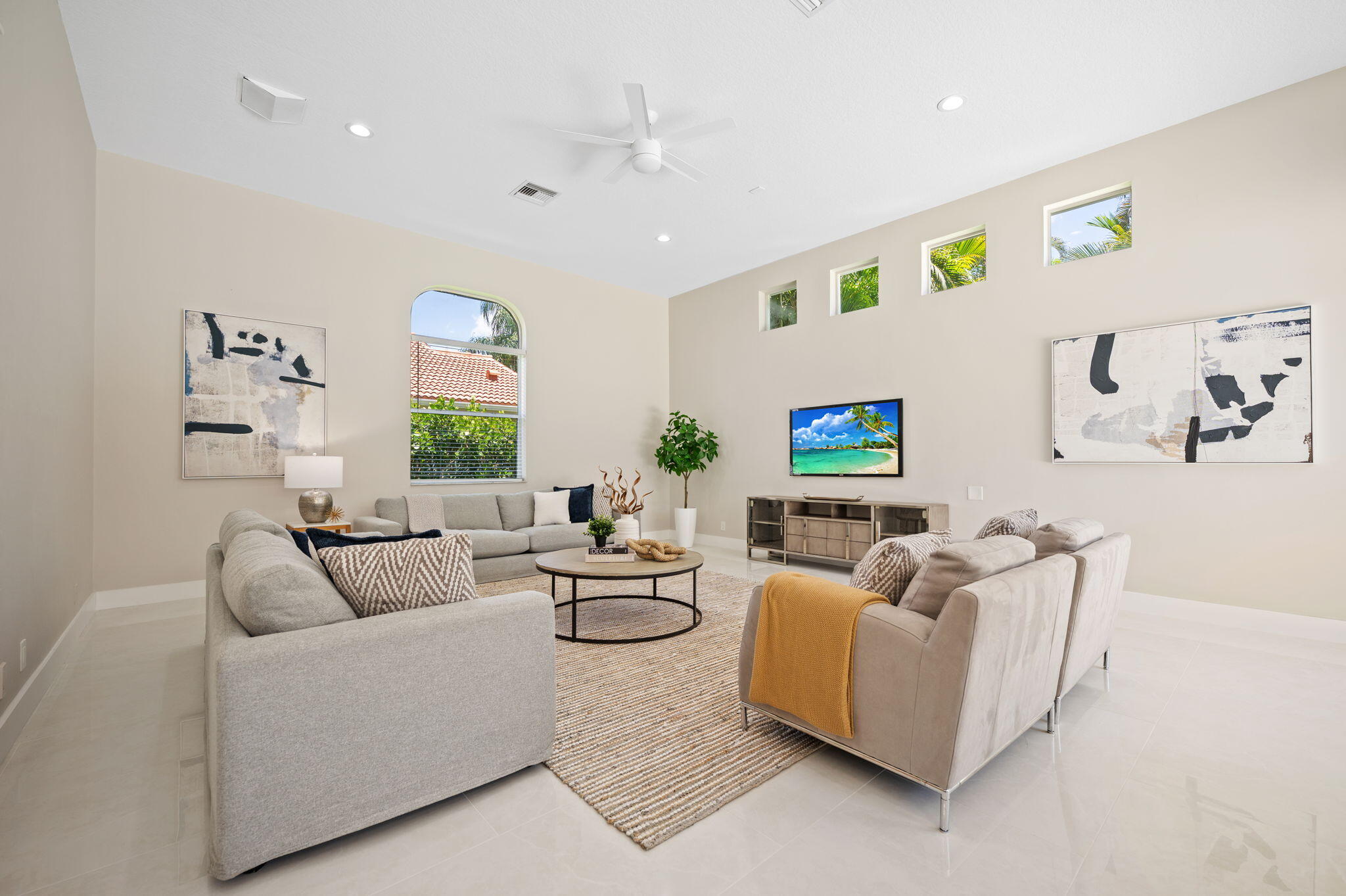 9923 NW 64th Court