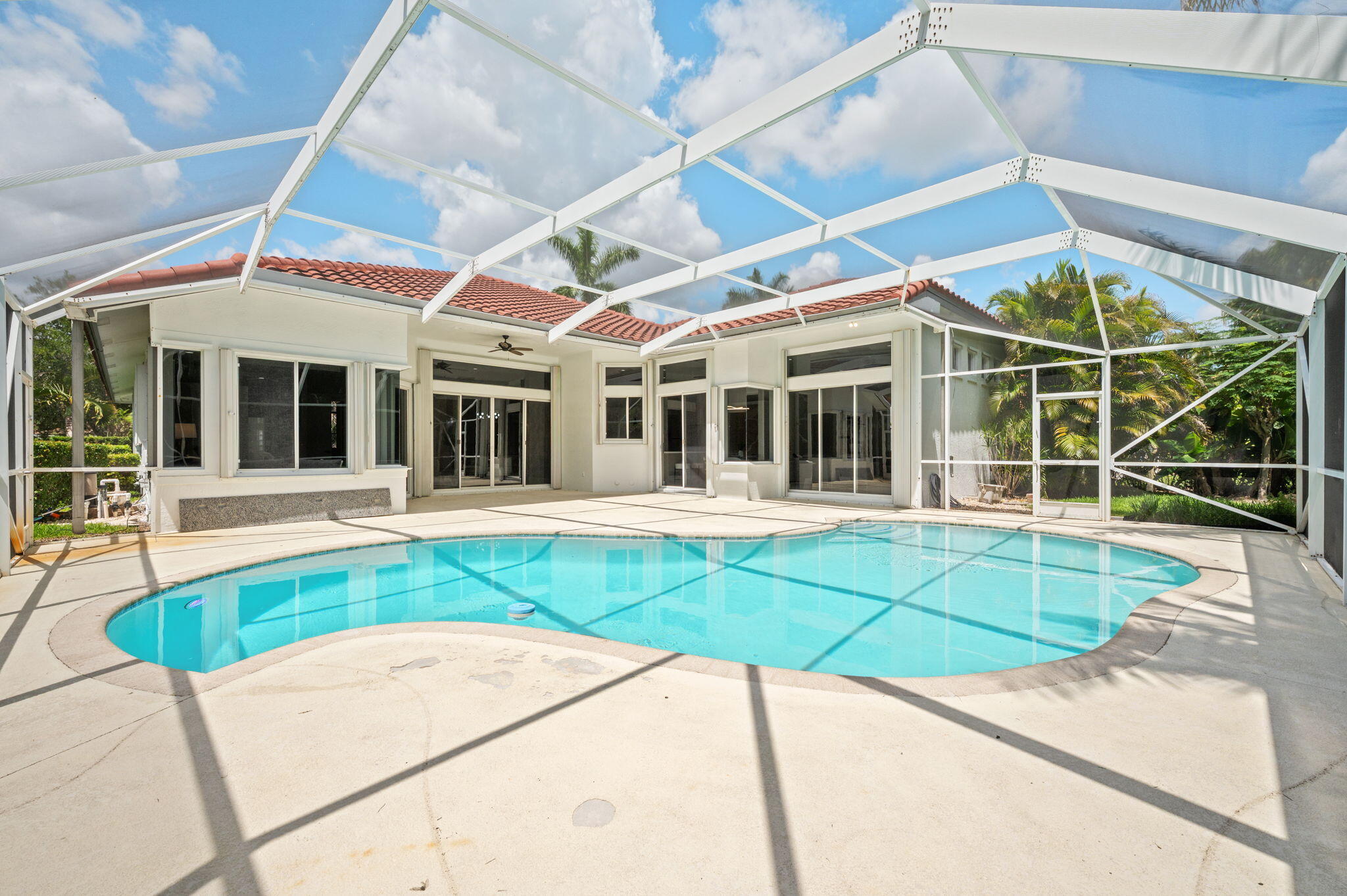 9923 NW 64th Court