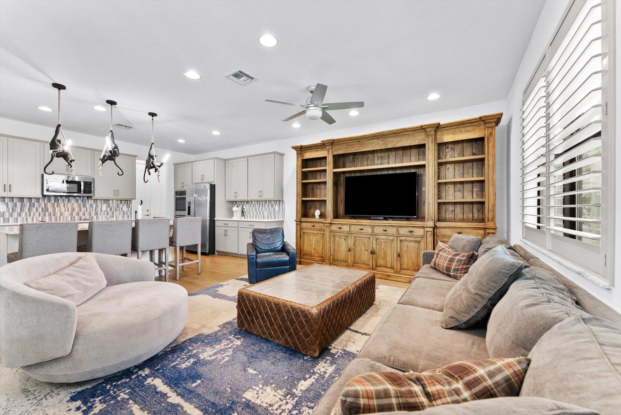 9451 KINLEY Place