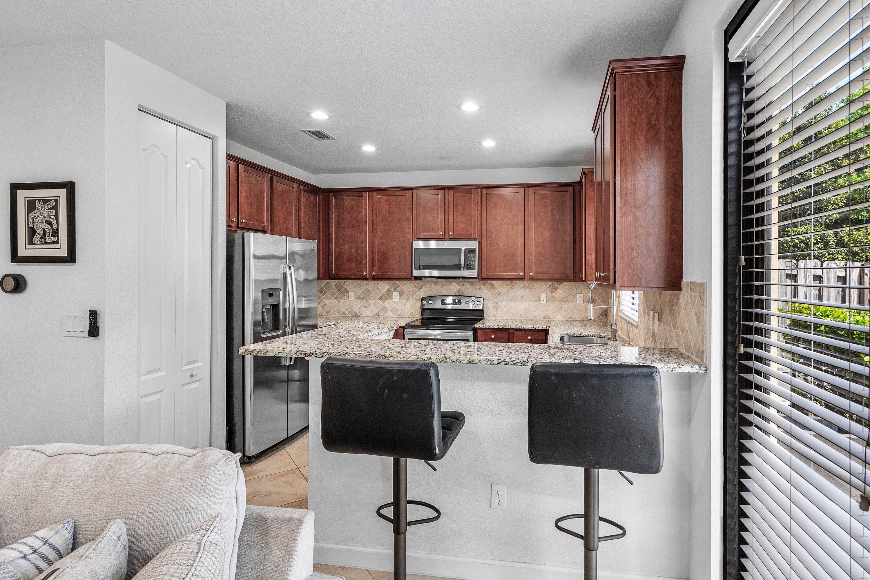 9628 Waterview Way