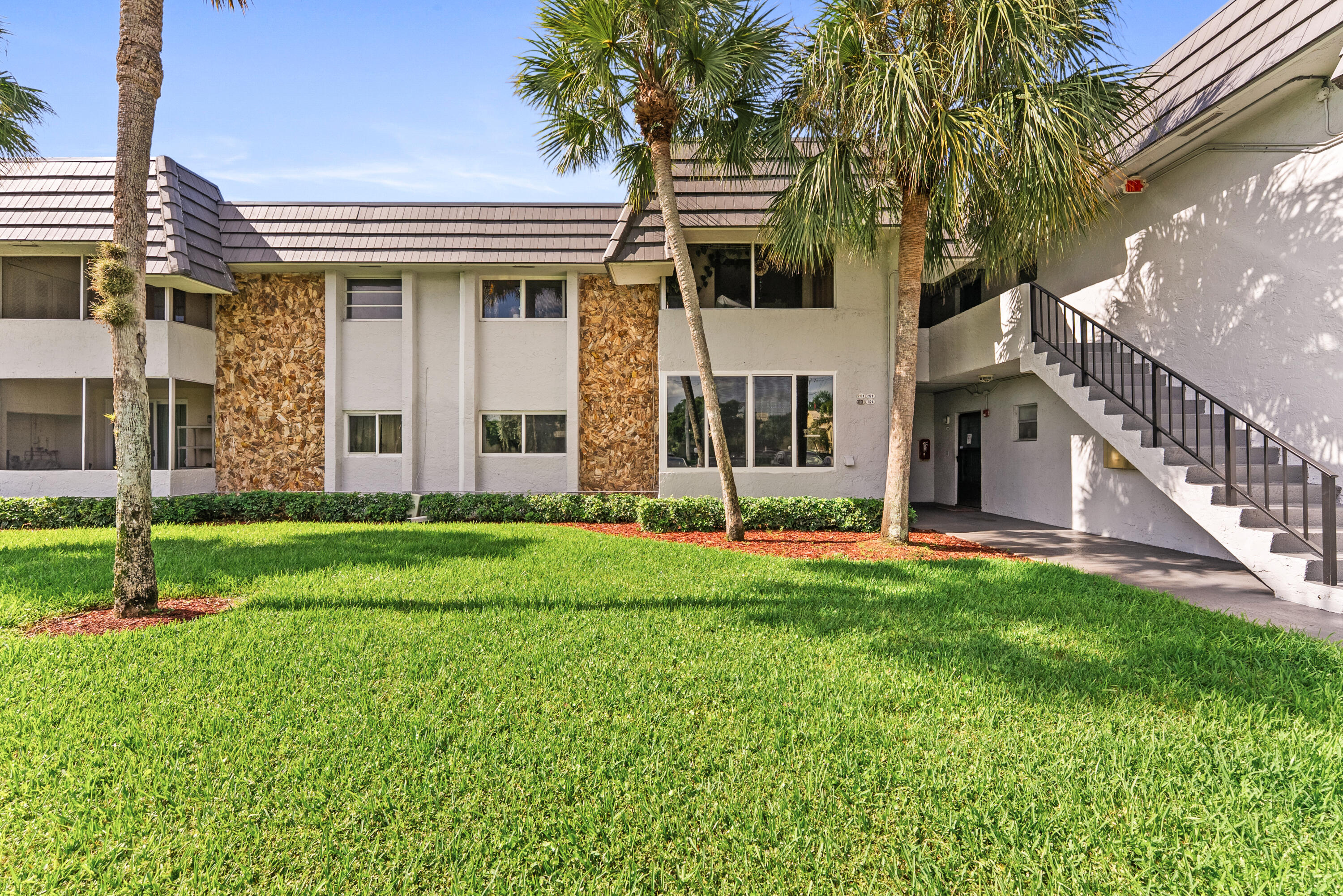 8410 W SAMPLE Road 110