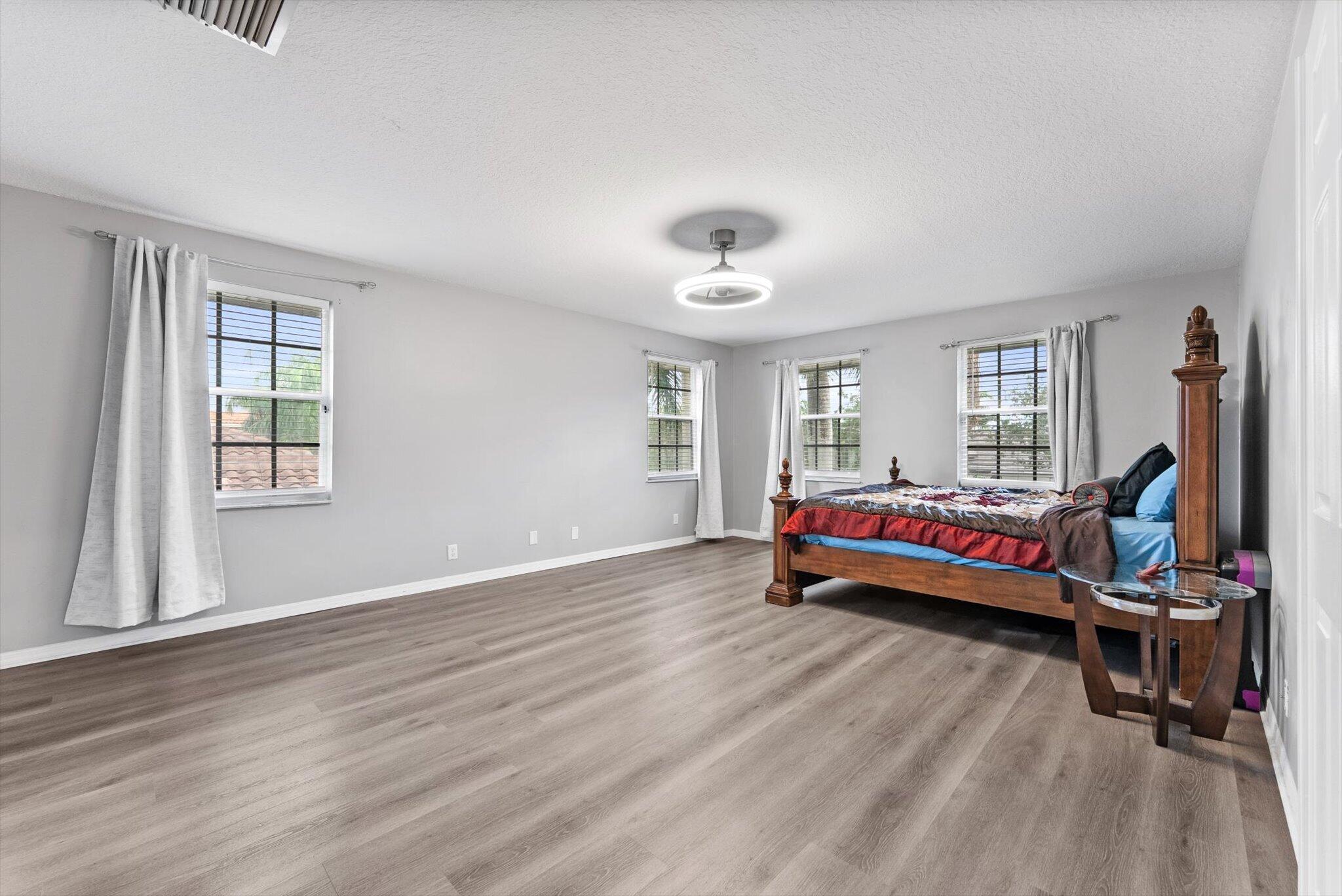 16363 SEGOVIA Circle S