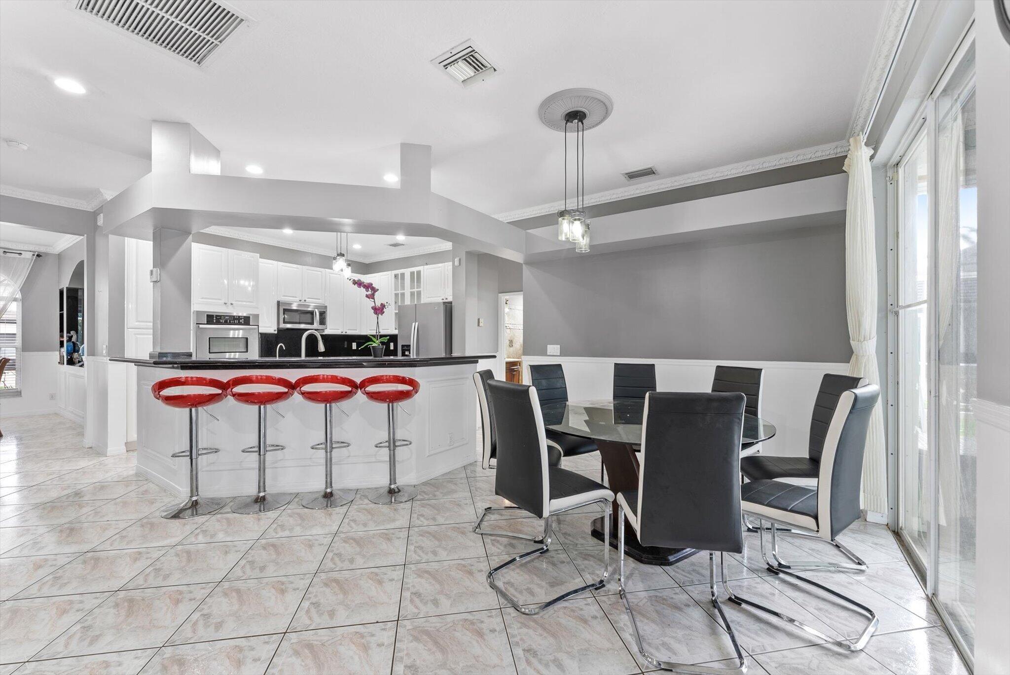 16363 SEGOVIA Circle S