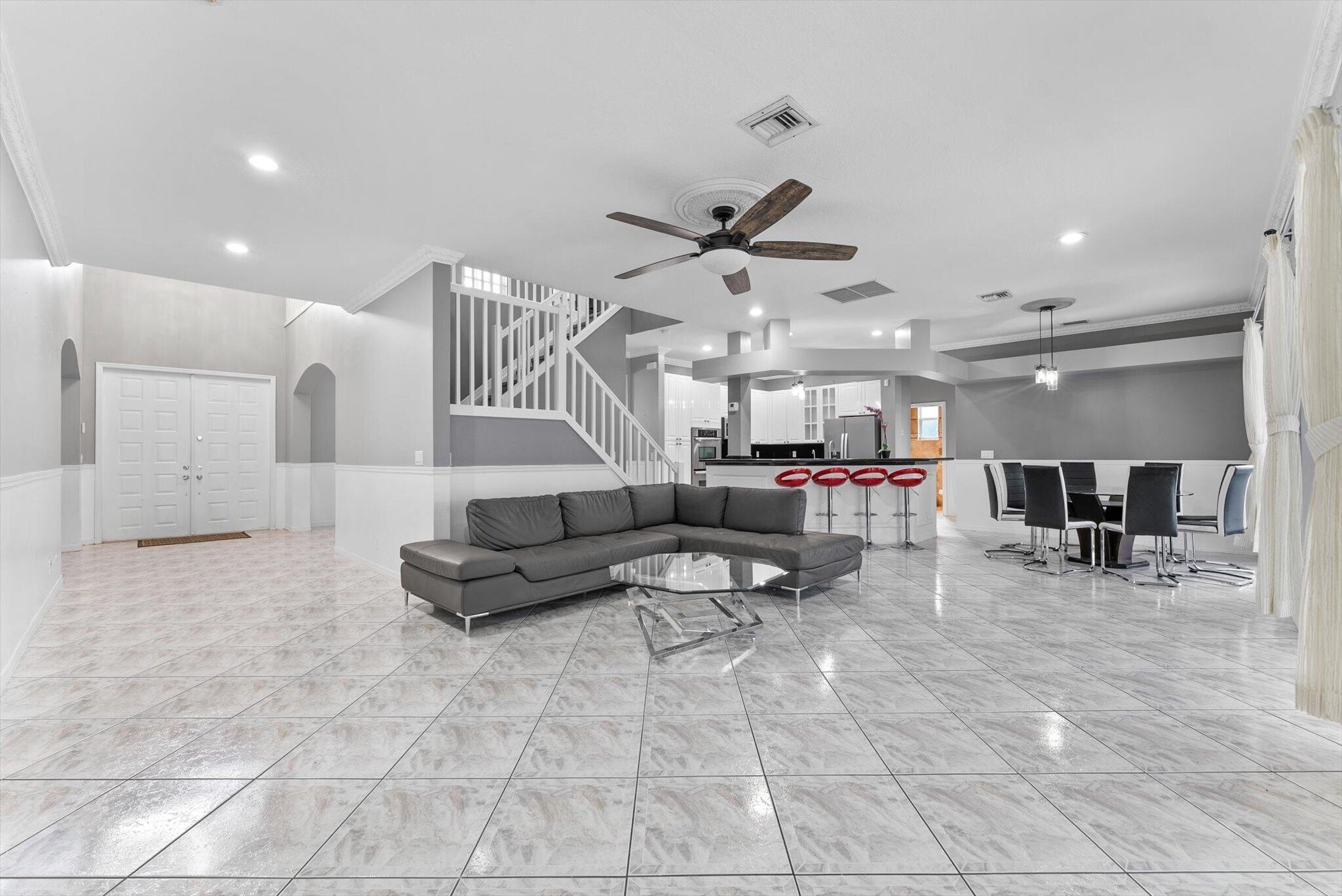 16363 SEGOVIA Circle S