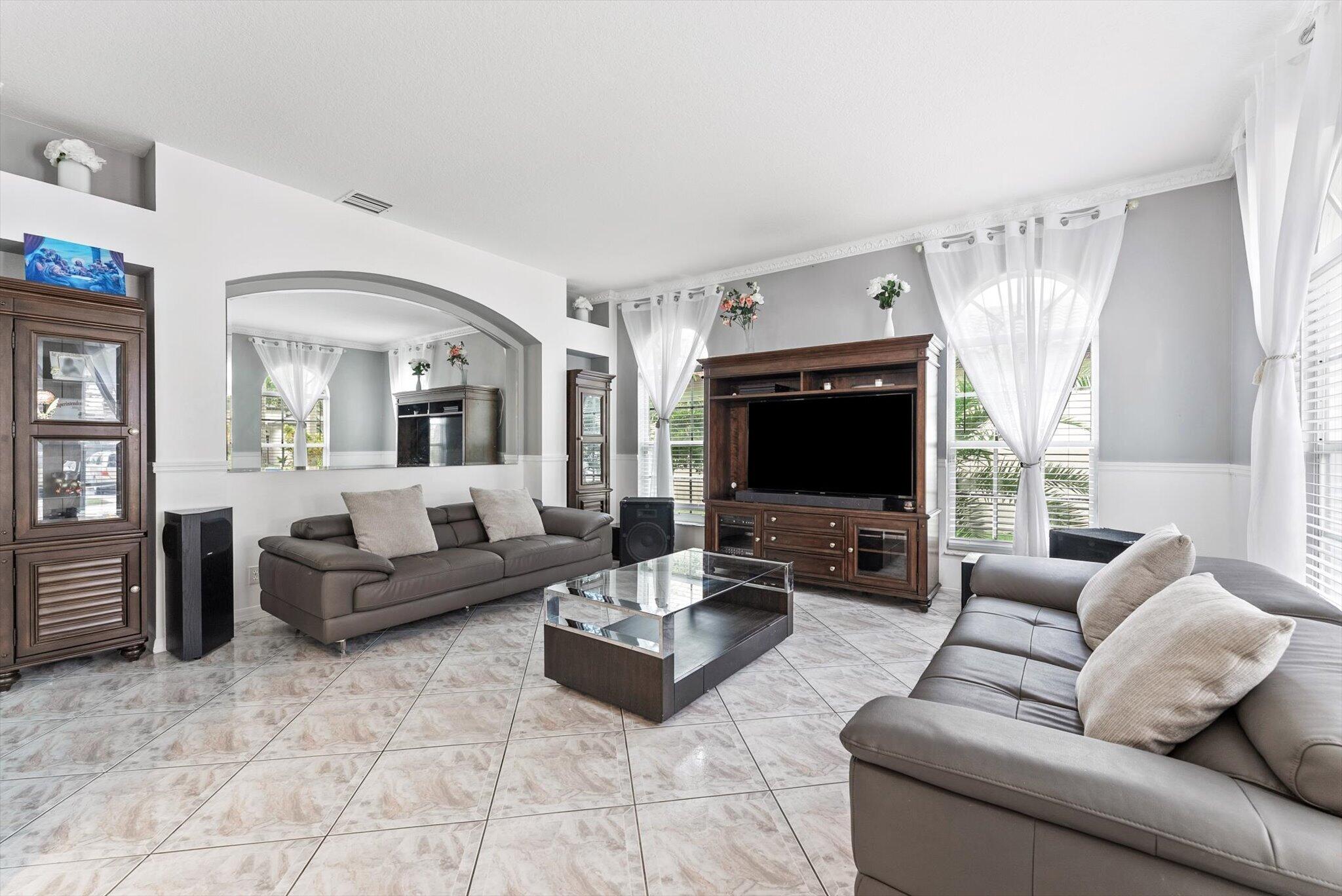 16363 SEGOVIA Circle S