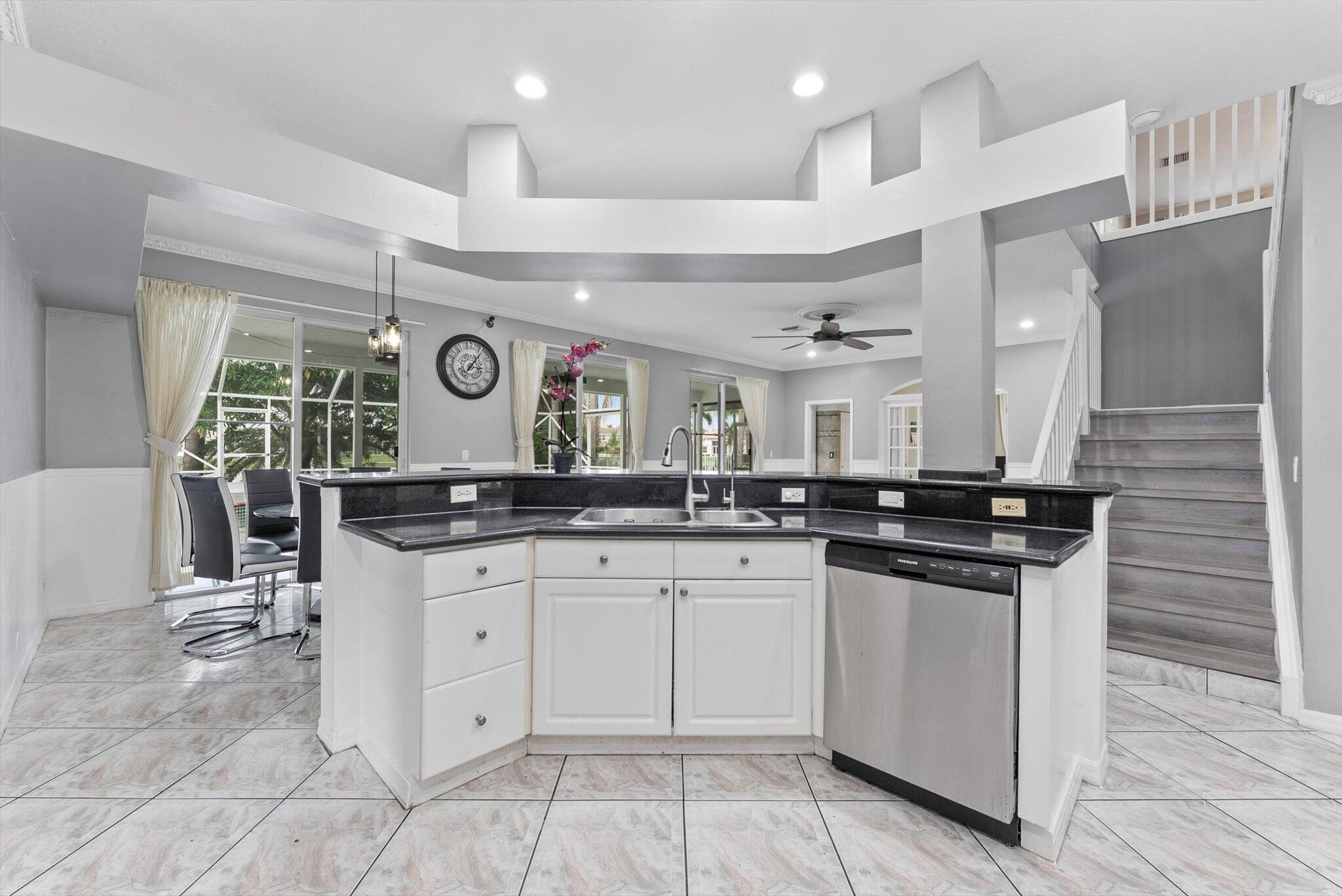 16363 SEGOVIA Circle S