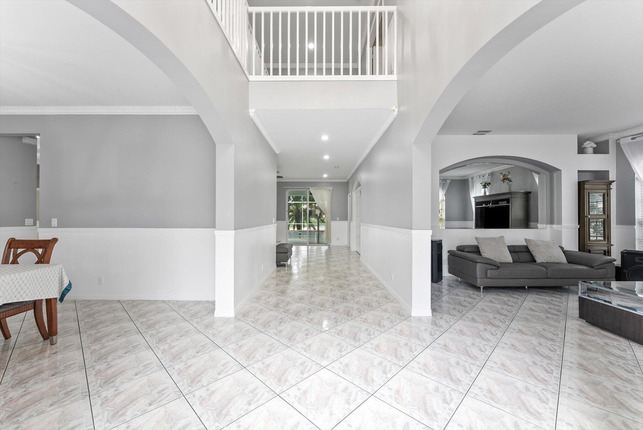 16363 SEGOVIA Circle S