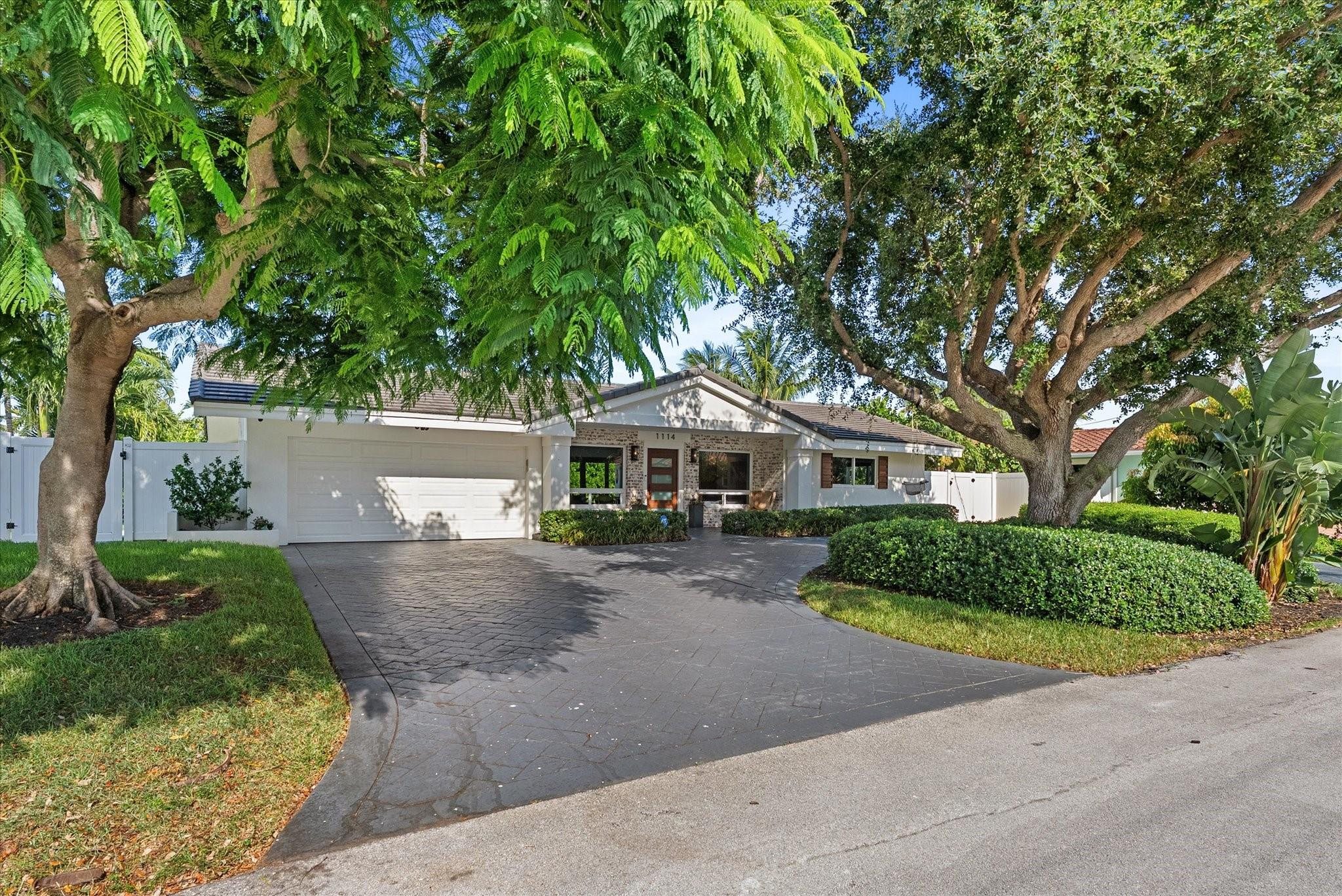 1114 SE 14th Avenue