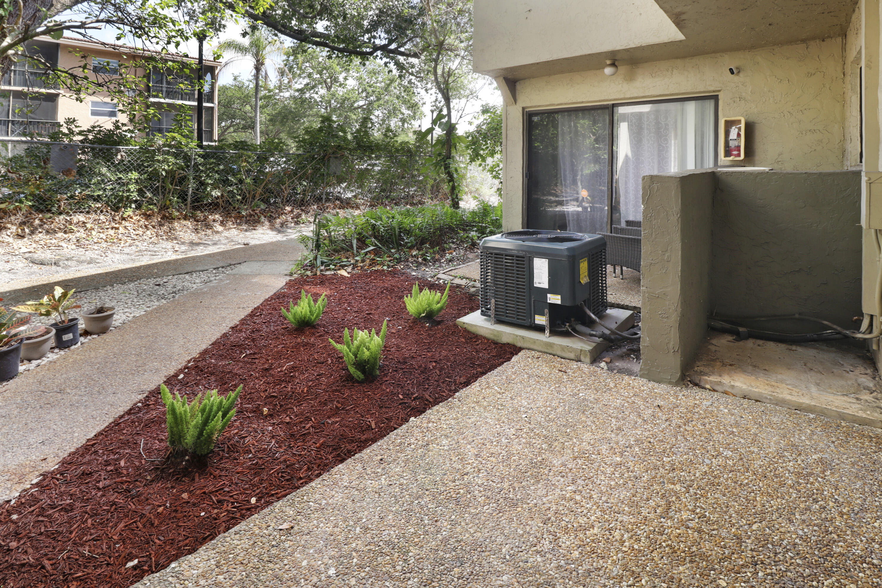 2590 Coral Springs Drive Unit: 2590