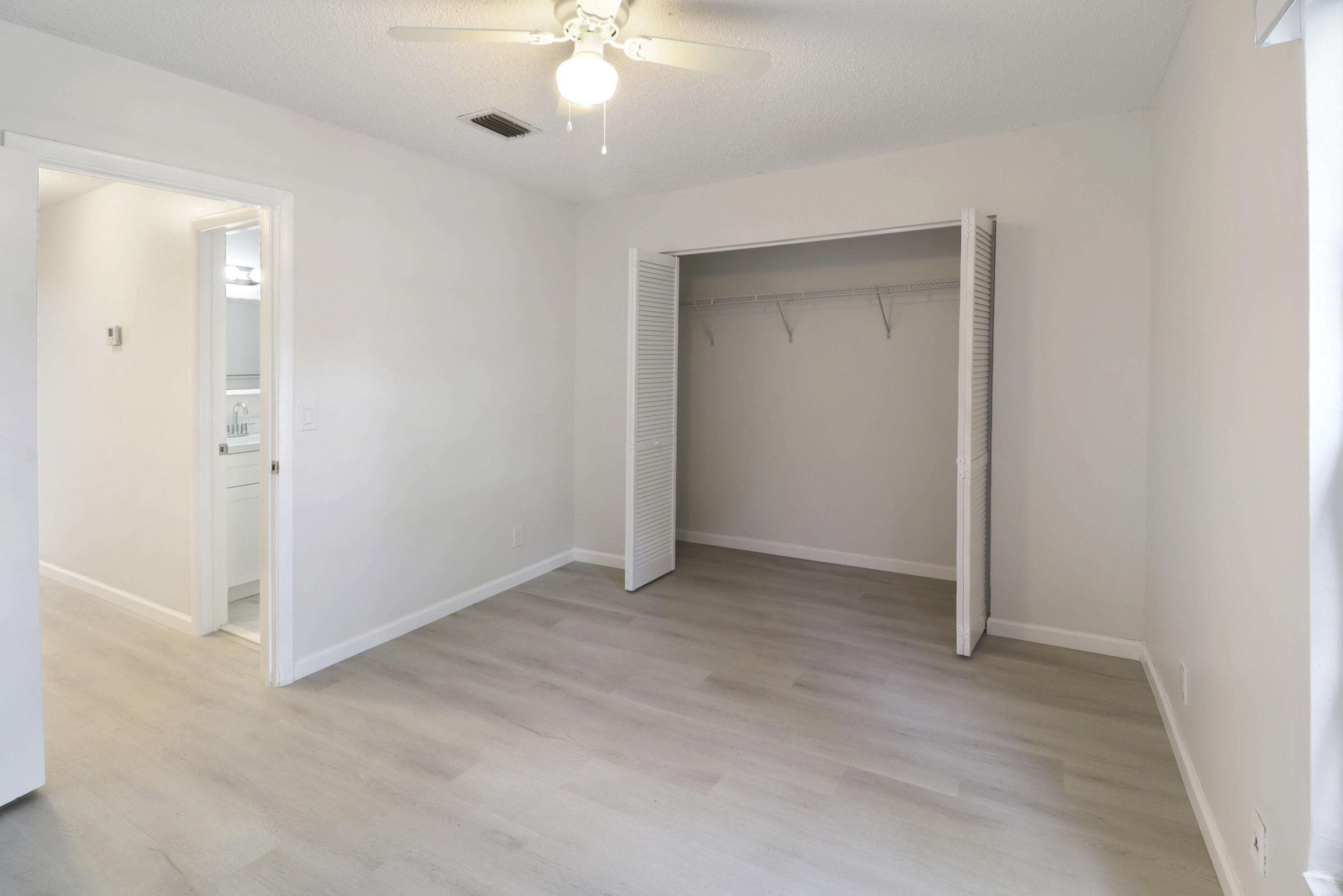 2590 Coral Springs Drive Unit: 2590