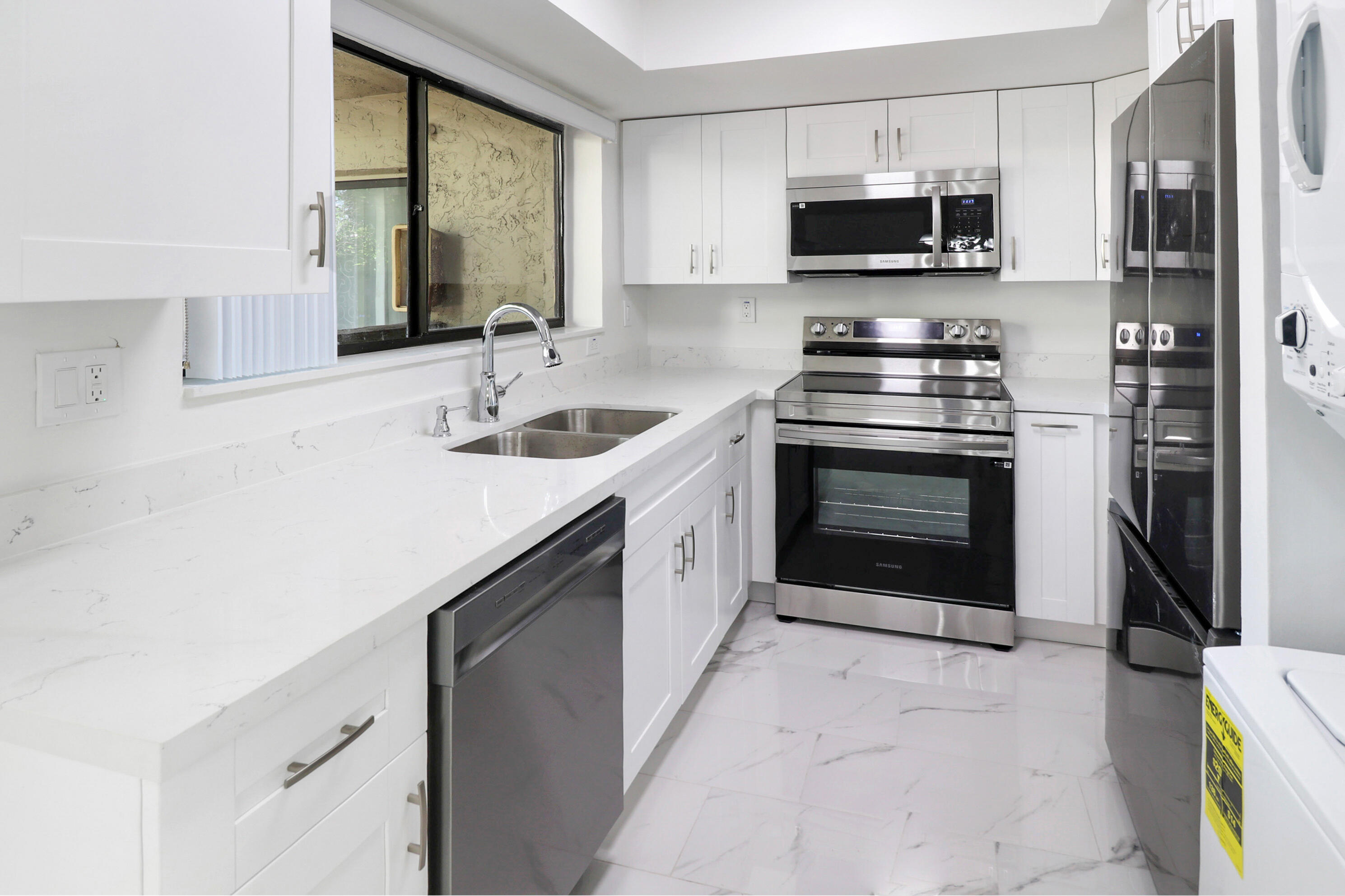 2590 Coral Springs Drive Unit: 2590
