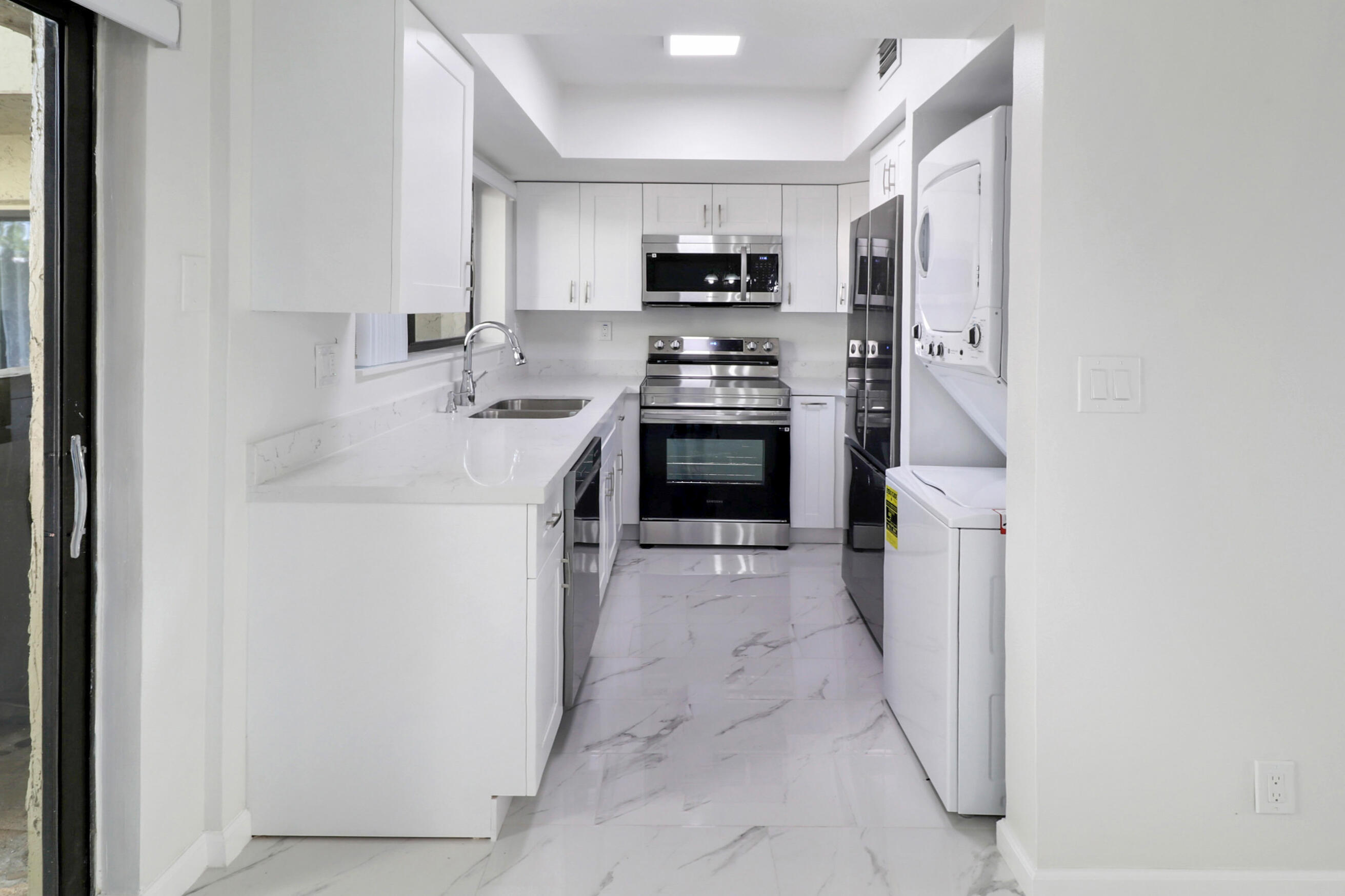 2590 Coral Springs Drive Unit: 2590
