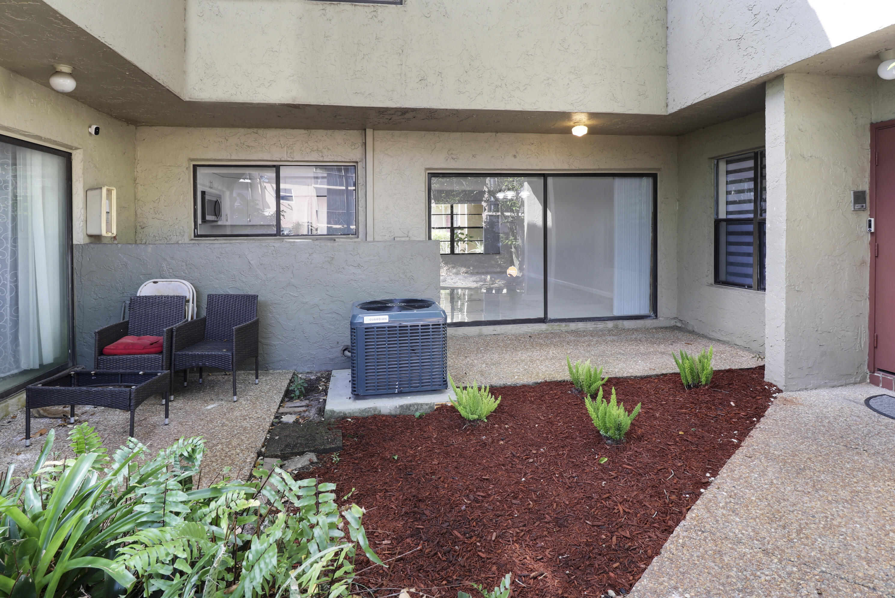 2590 Coral Springs Drive Unit: 2590