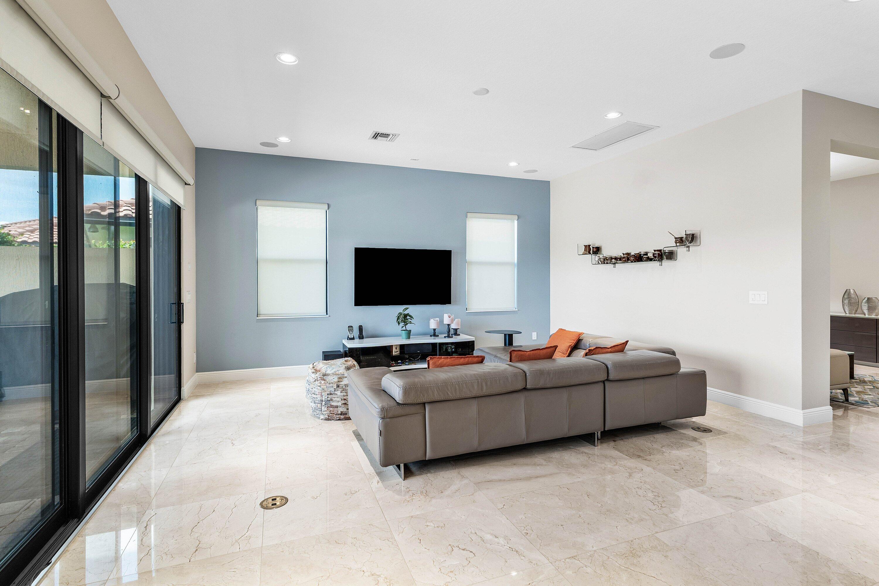 11312 NW 81st Place
