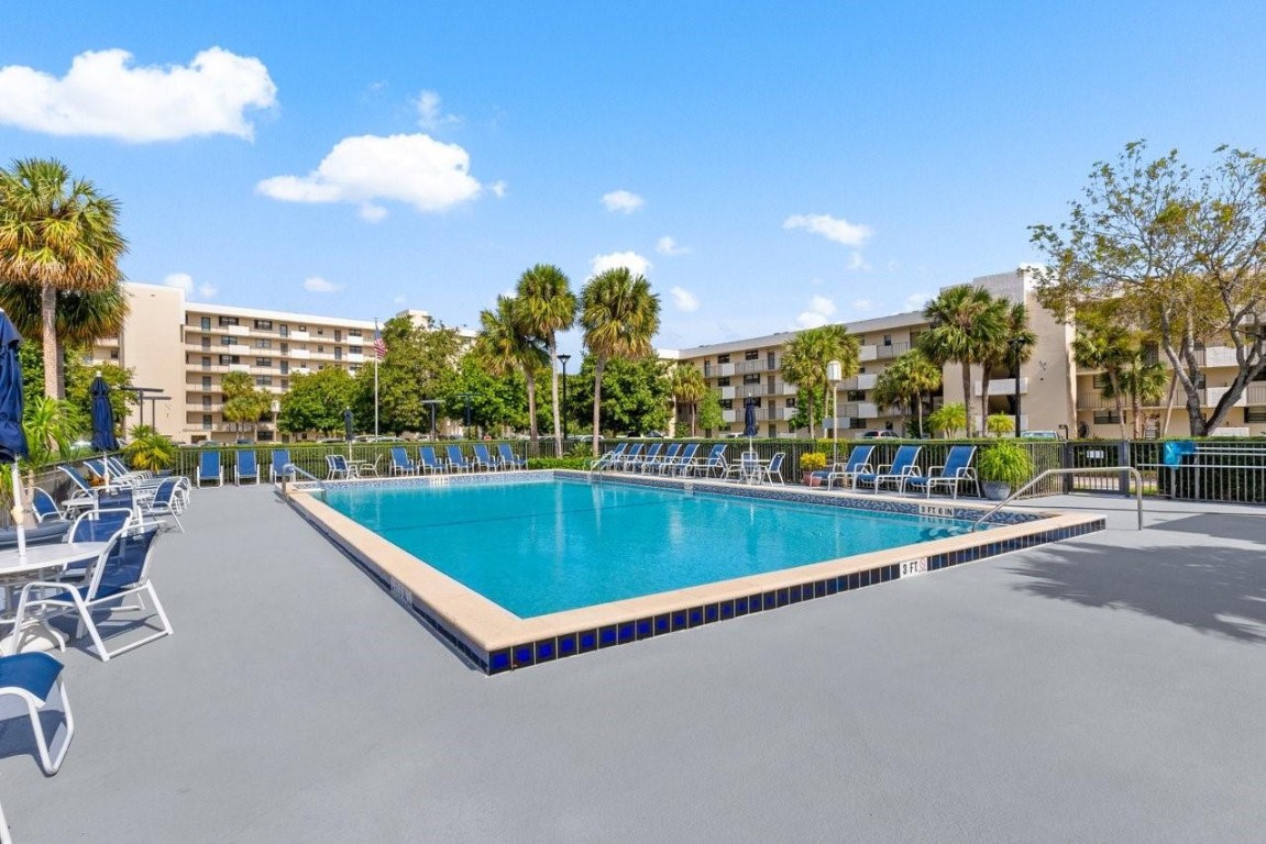 2410 Deer Creek Country Club Blvd 301-E