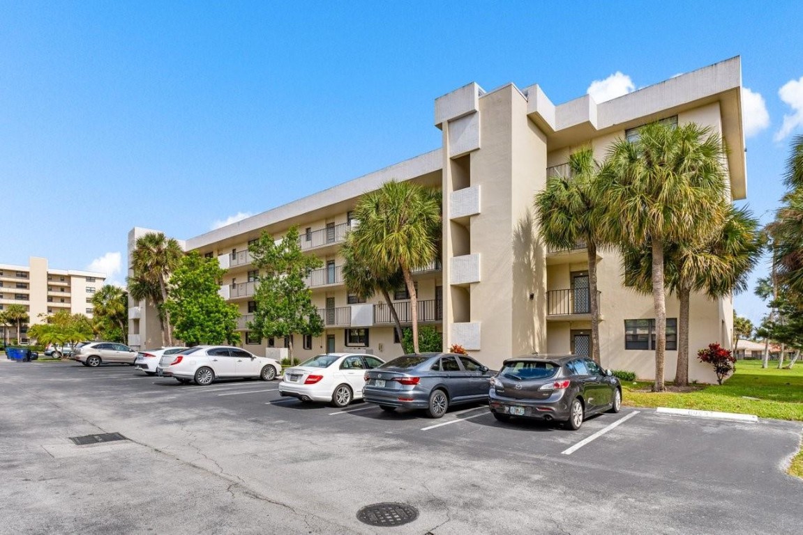 2410 Deer Creek Country Club Blvd 301-E