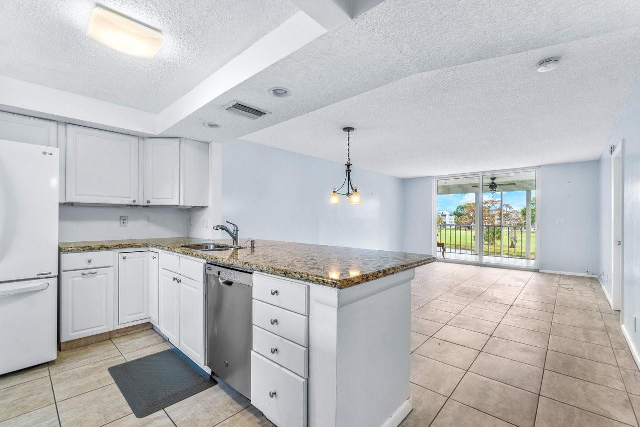 1650 NW 80th Ave 306